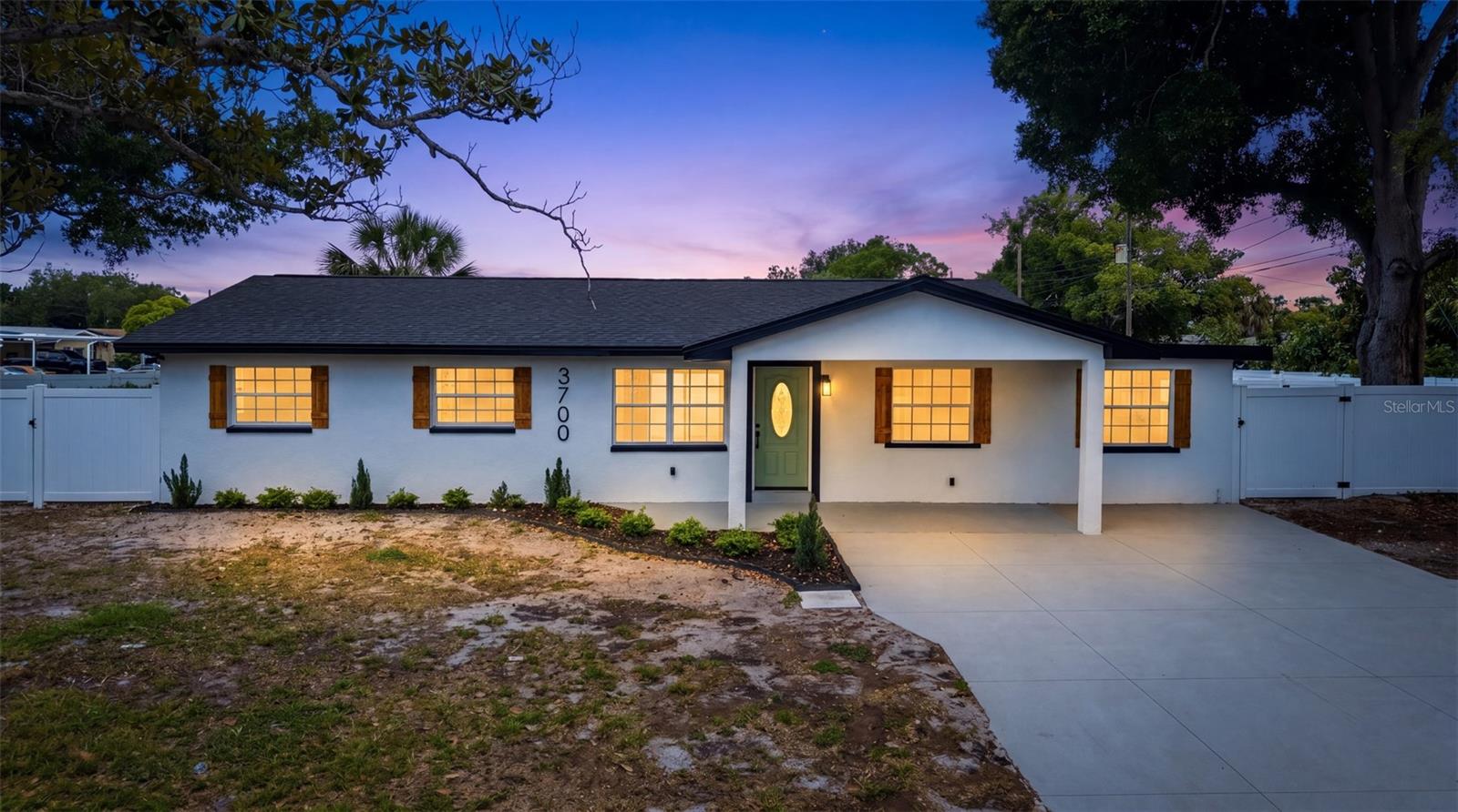 Details for 3700 72 Street N, ST PETERSBURG, FL 33710