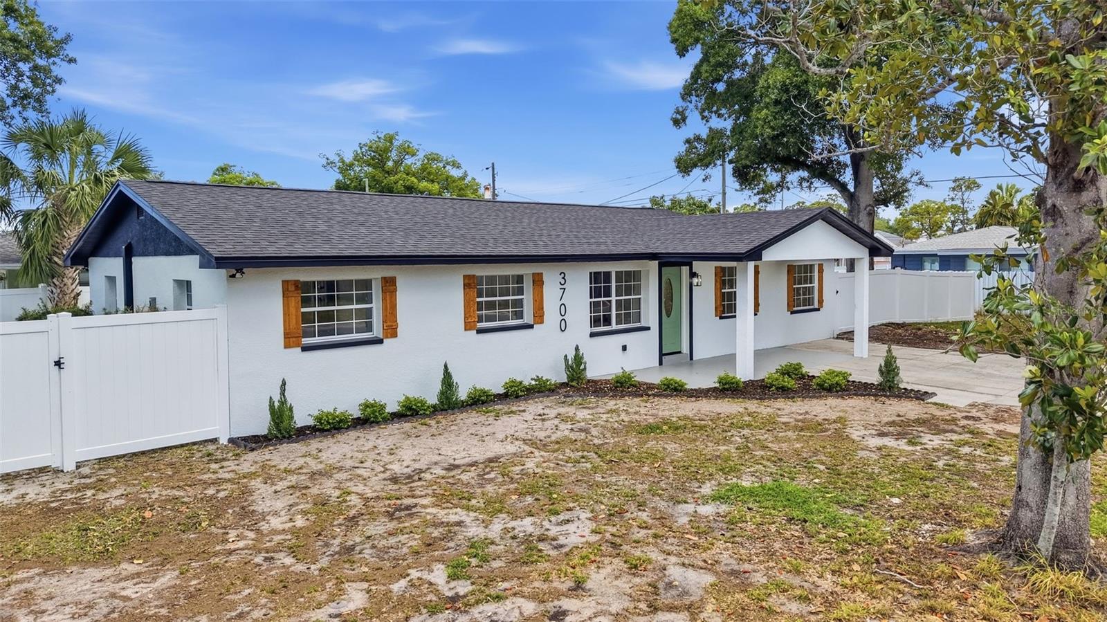 Image 6 of 48 For 3700 72 Street N