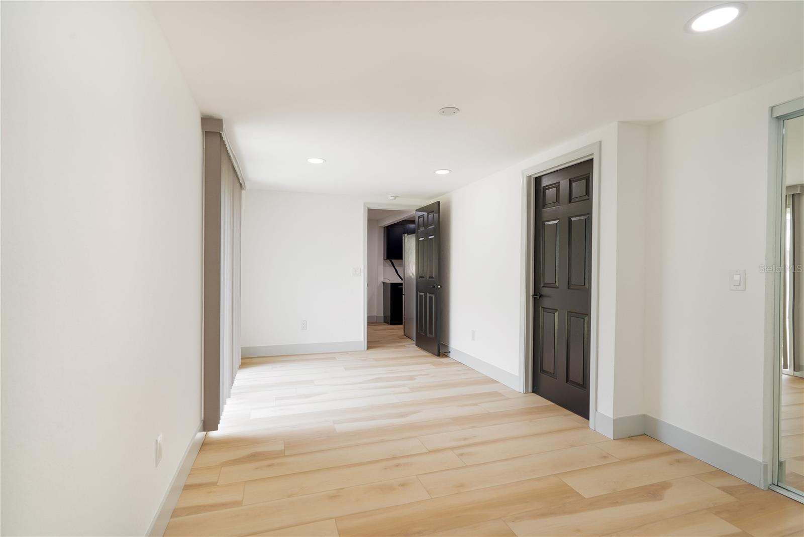 Image 17 of 31 For 516 5th Avenue Ne