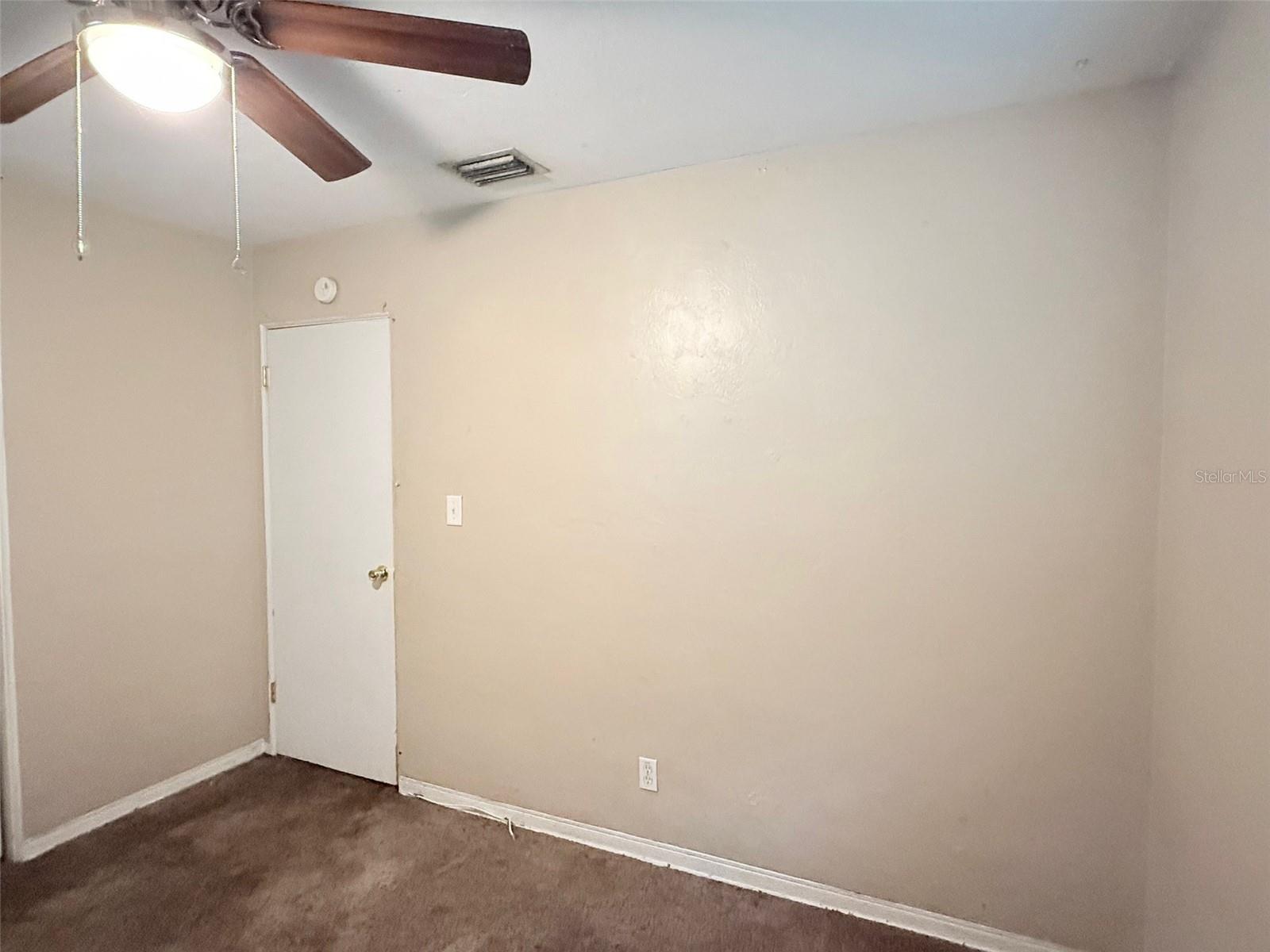 Image 17 of 21 For 1650 30th Avenue N
