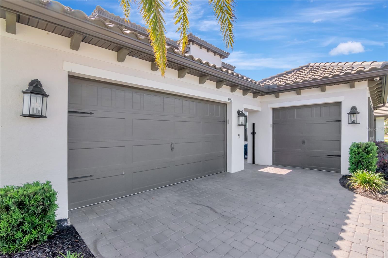 Image 7 of 100 For 2686 Meander Cove