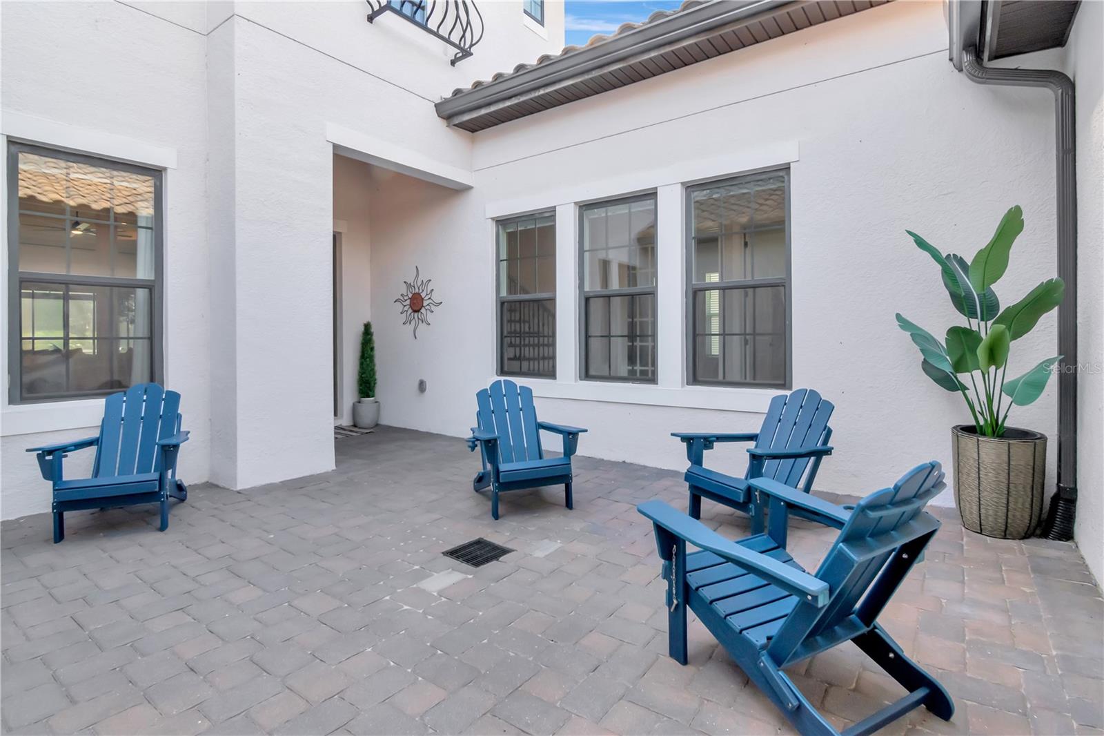 Image 8 of 100 For 2686 Meander Cove