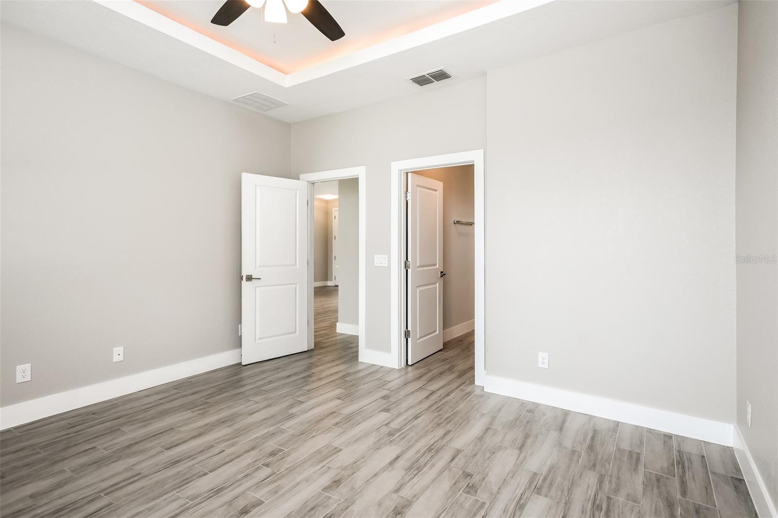 Image 13 of 15 For 207 Gladiola Court