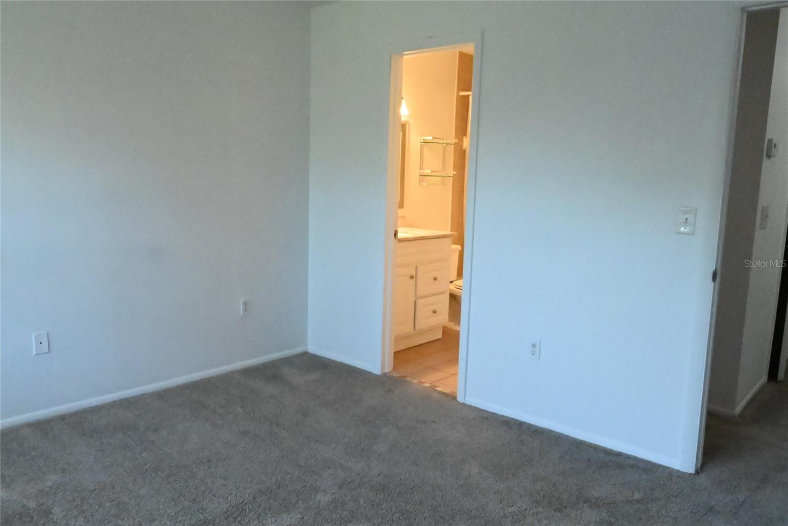 Image 9 of 20 For 9209 Seminole Boulevard 67