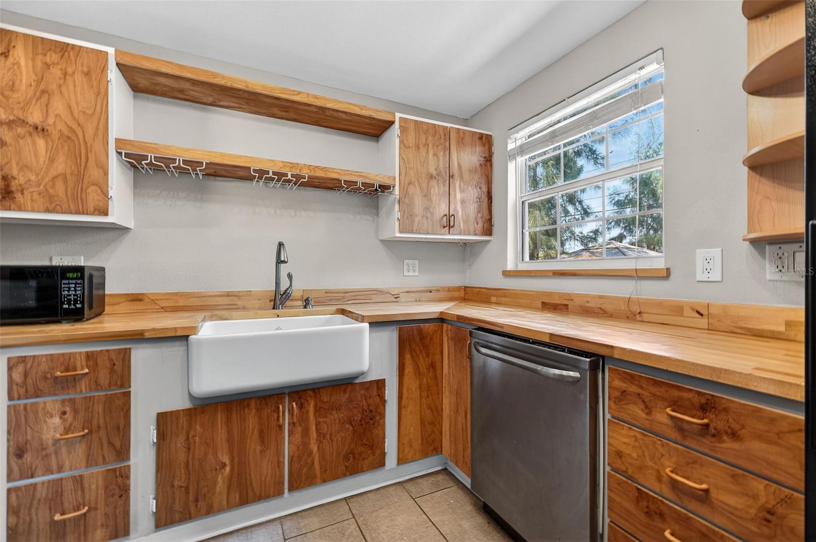 Image 11 of 40 For 4925 2nd Avenue S