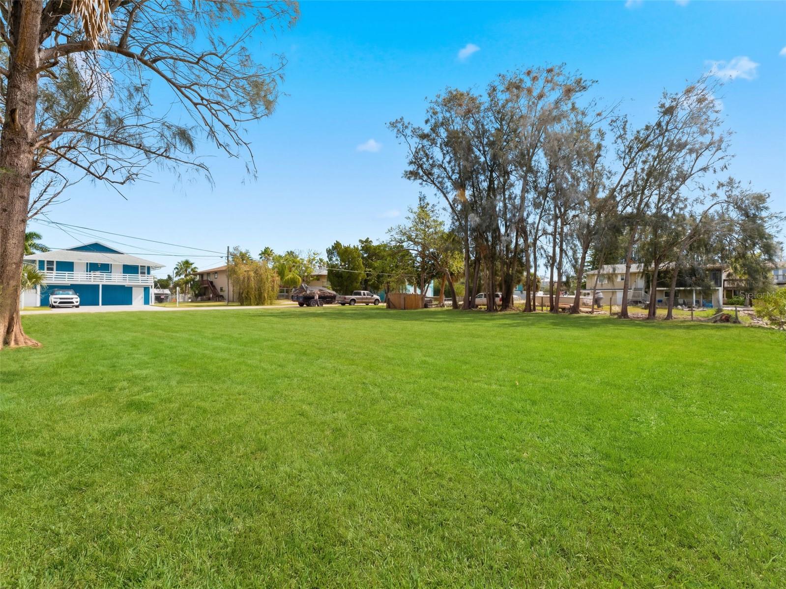 Image 10 of 18 For 6646 Seaview Boulevard