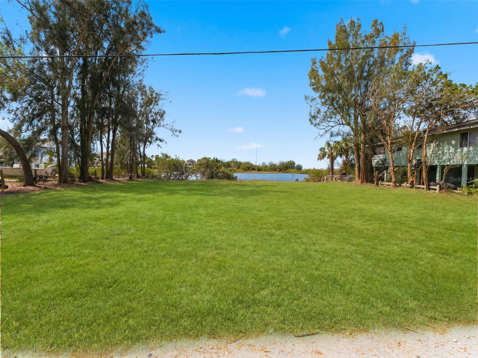 Image 12 of 18 For 6646 Seaview Boulevard