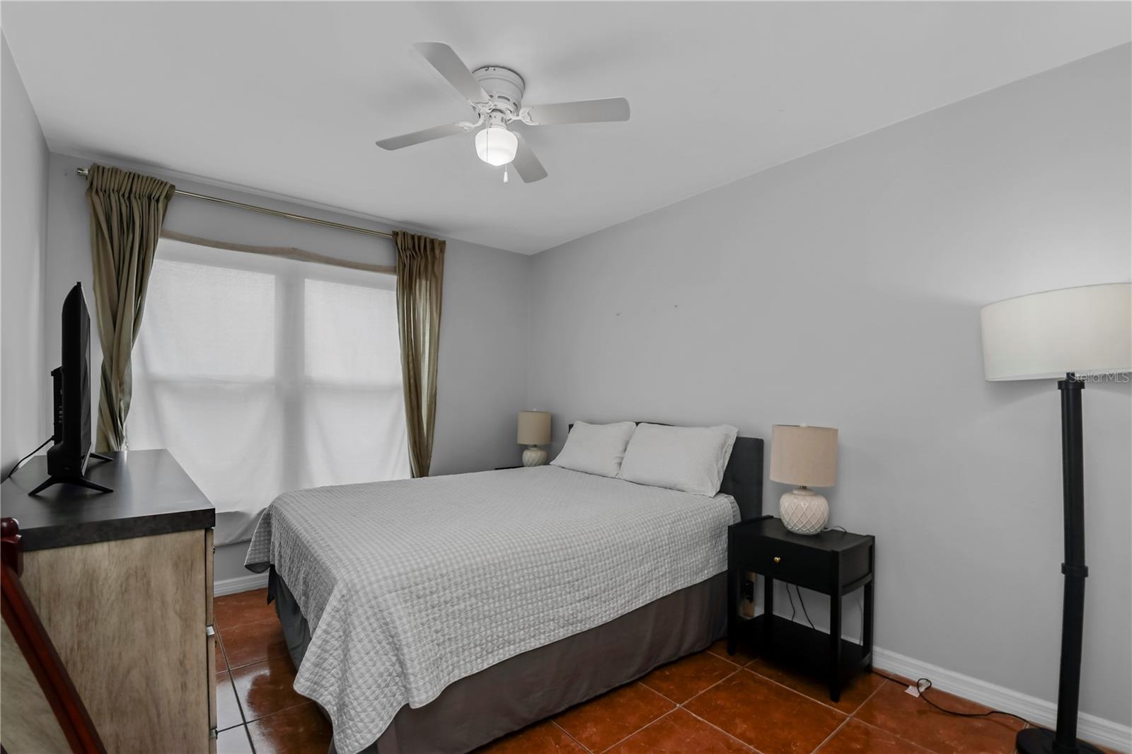 Image 33 of 45 For 1304 Ortega Street