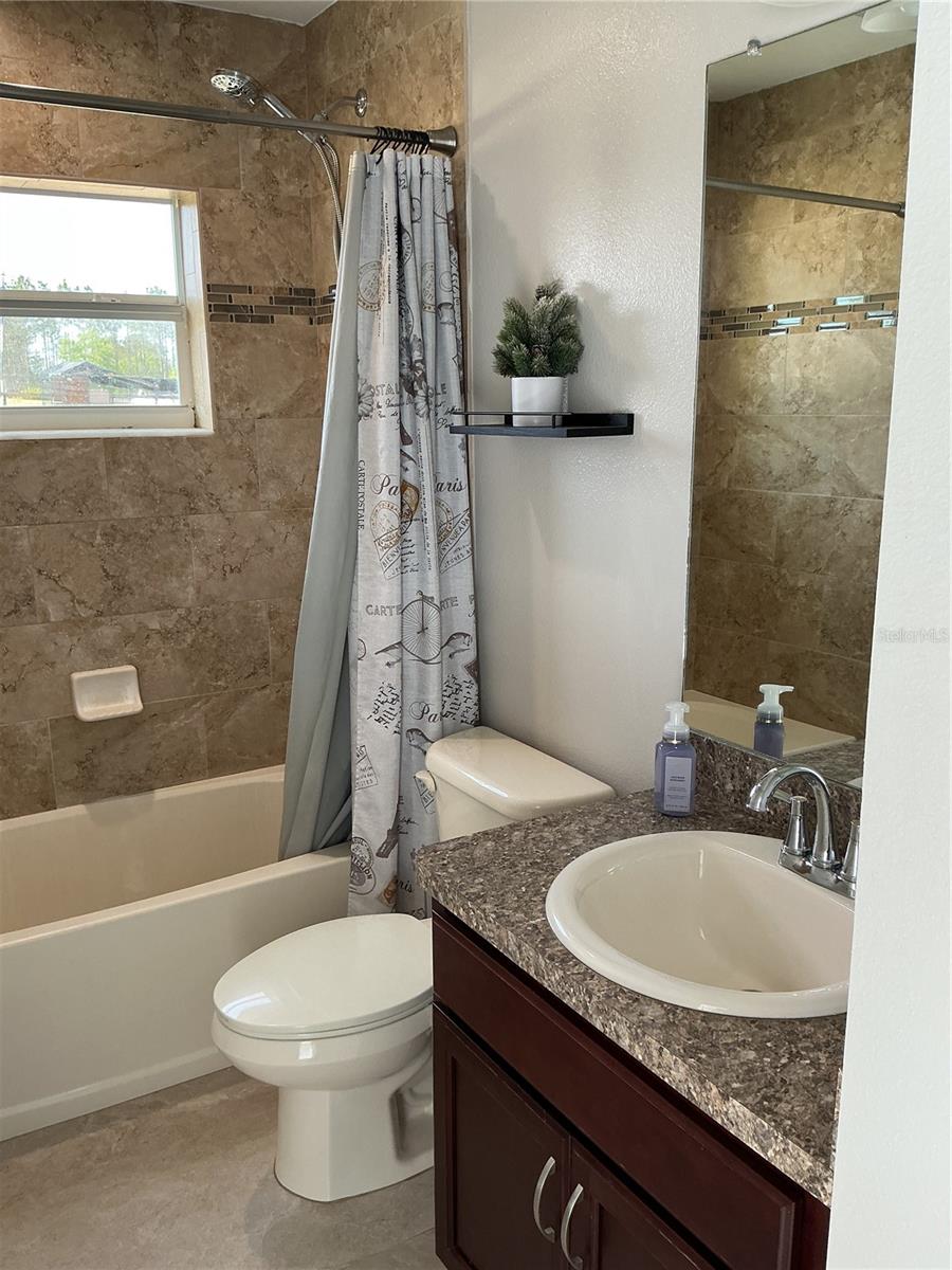 Image 14 of 56 For 13262 Crowell Road