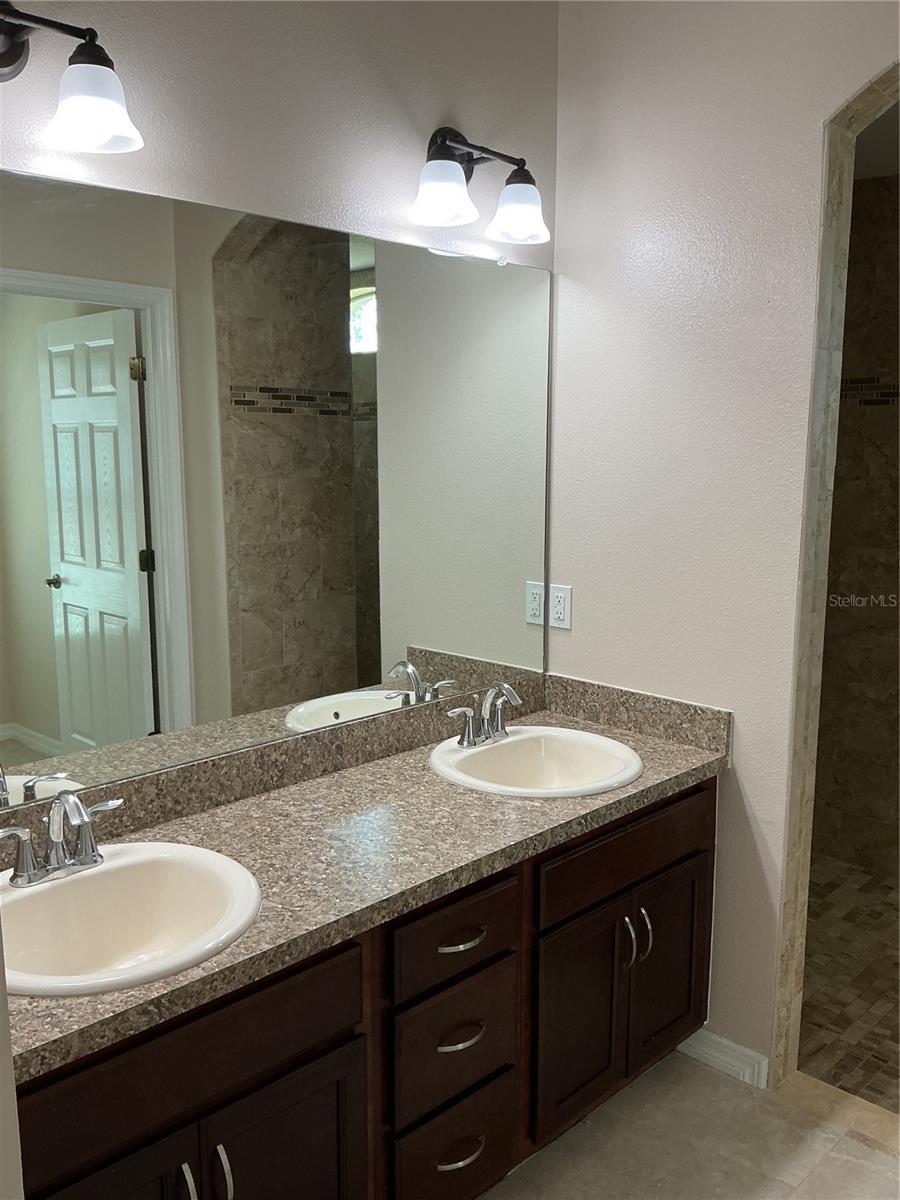 Image 33 of 56 For 13262 Crowell Road