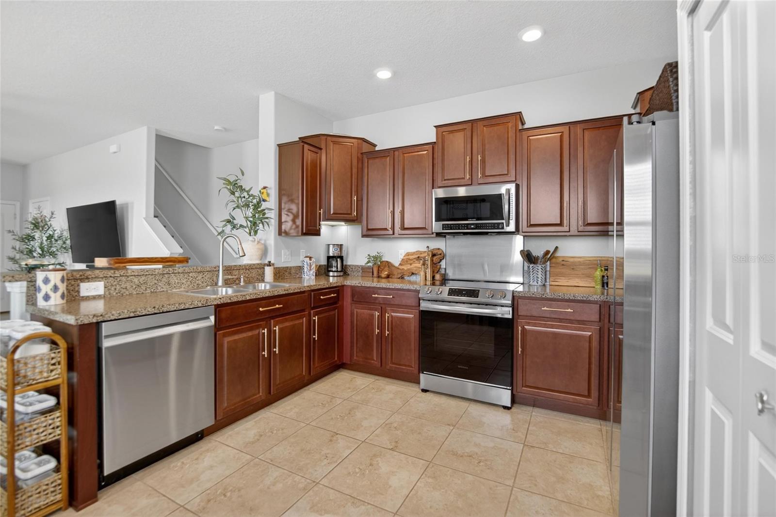 Image 13 of 39 For 12944 Utopia Gardens Way