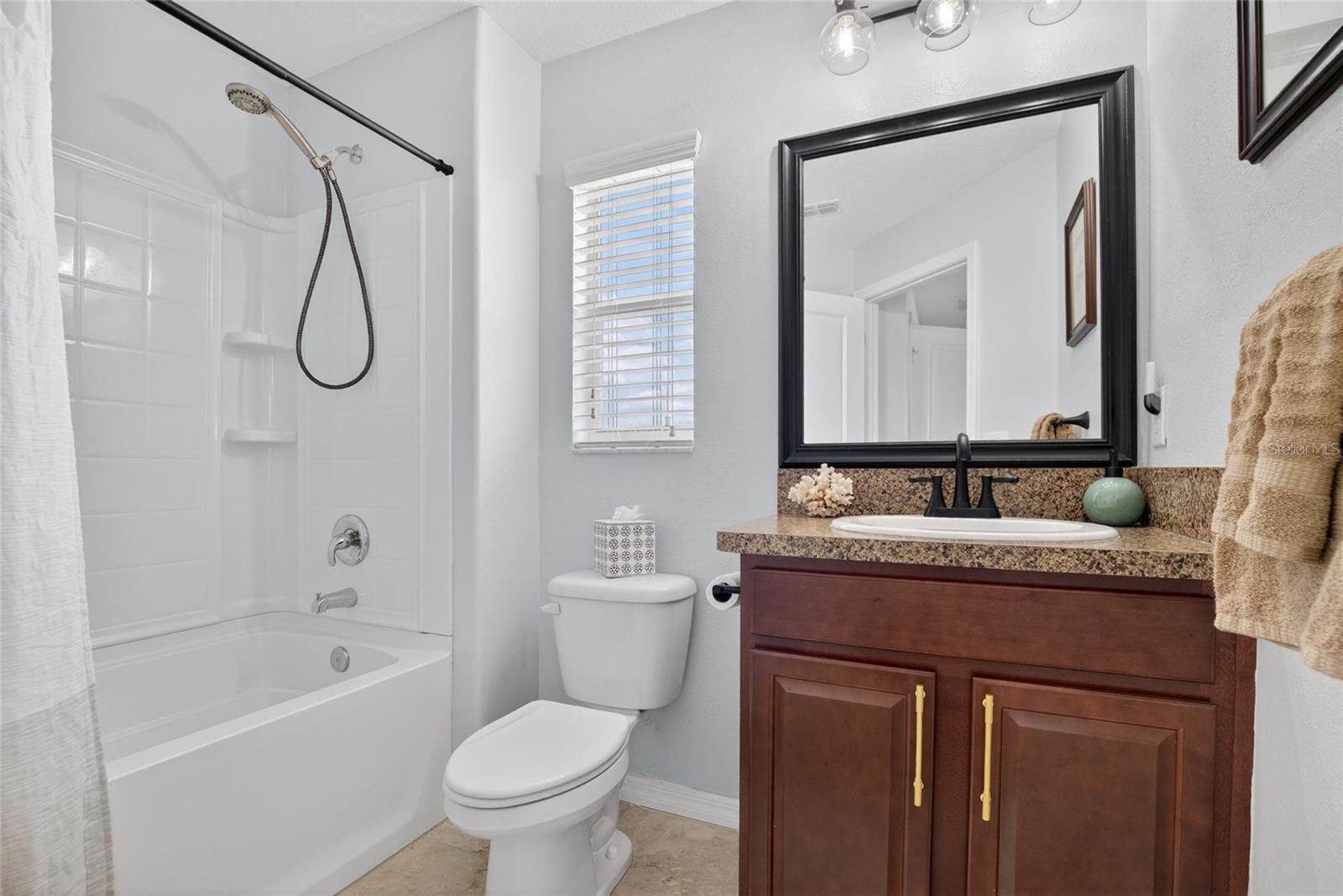 Image 21 of 39 For 12944 Utopia Gardens Way
