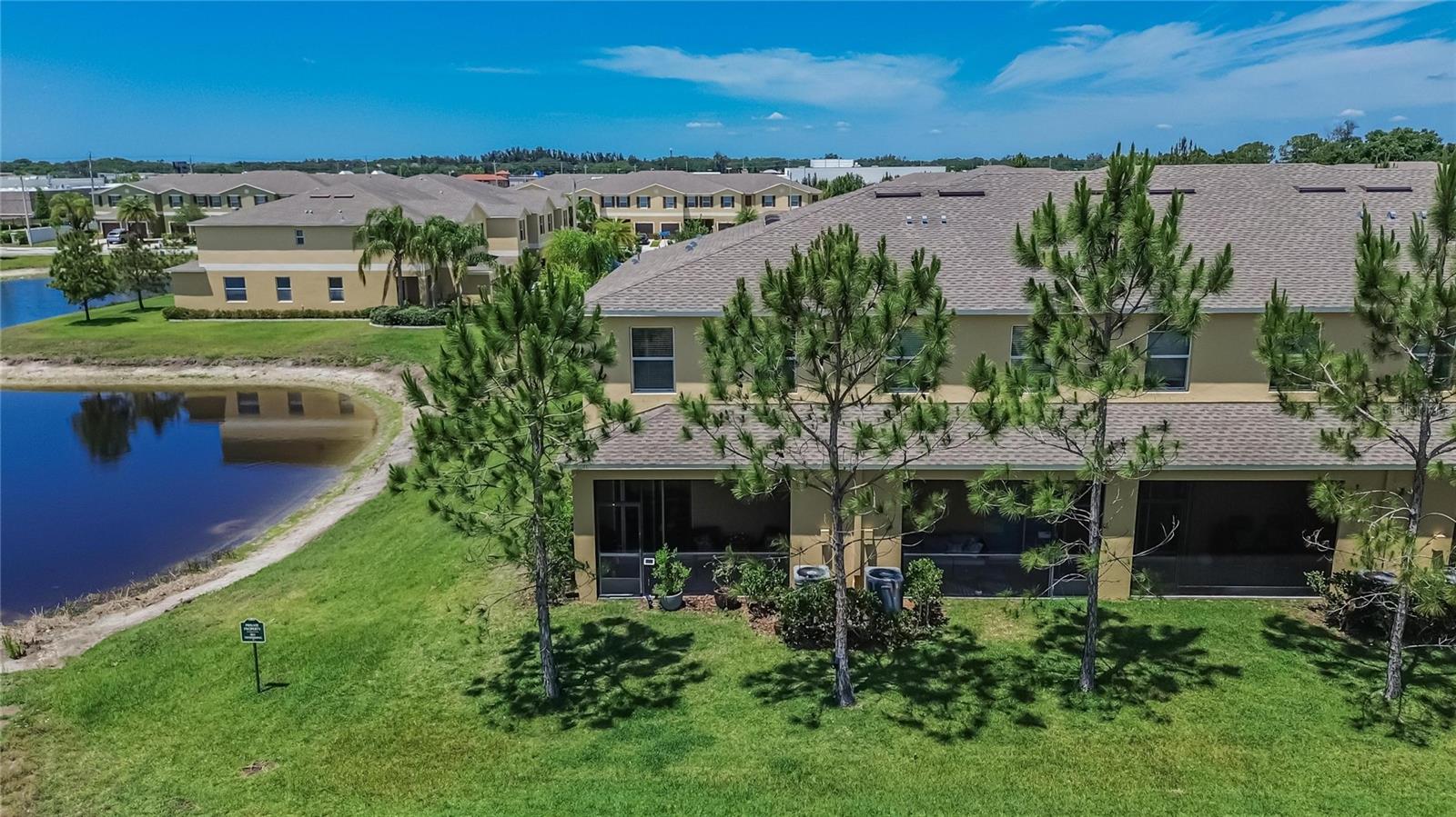 Image 36 of 39 For 12944 Utopia Gardens Way
