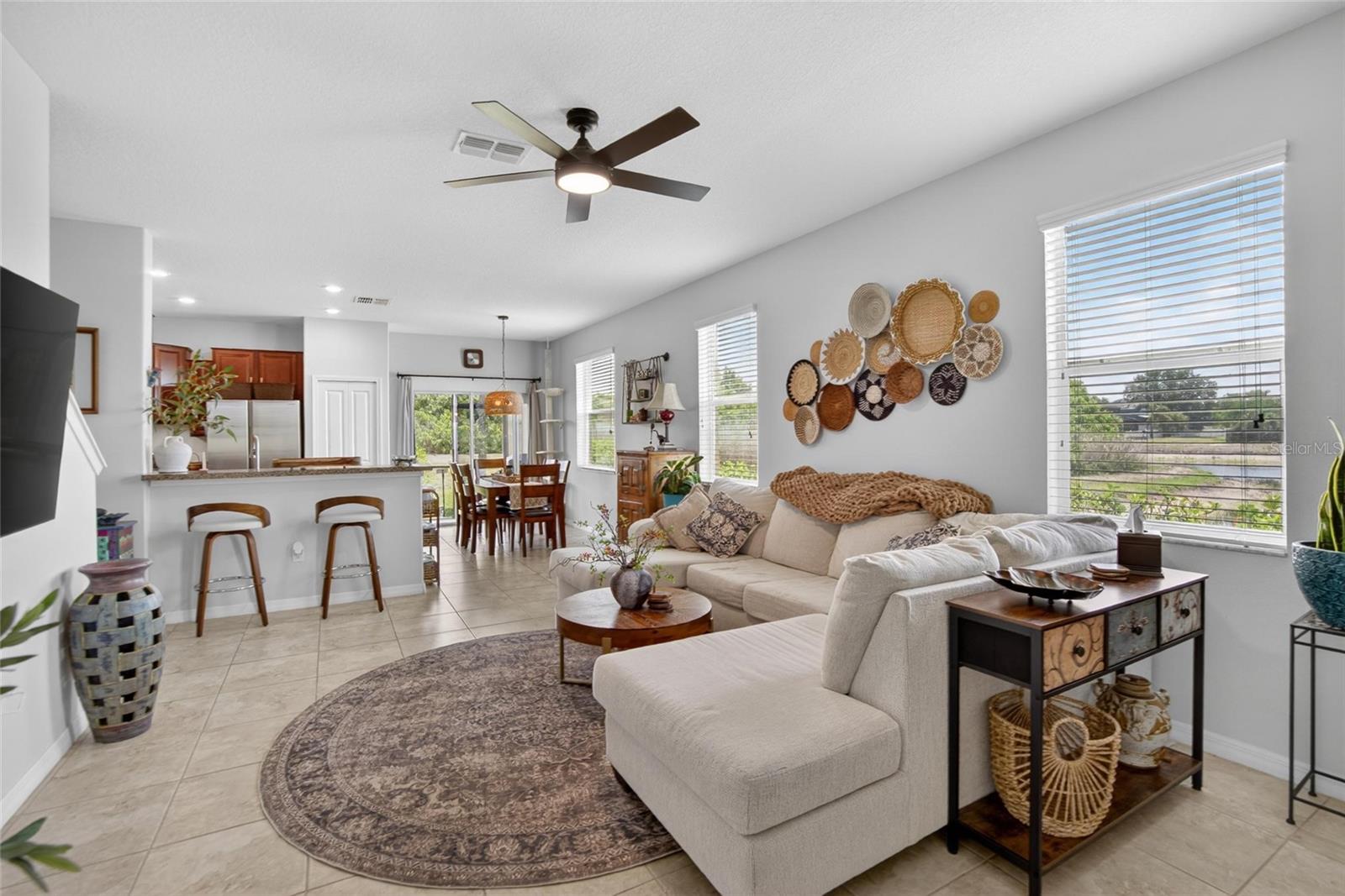 Image 8 of 39 For 12944 Utopia Gardens Way