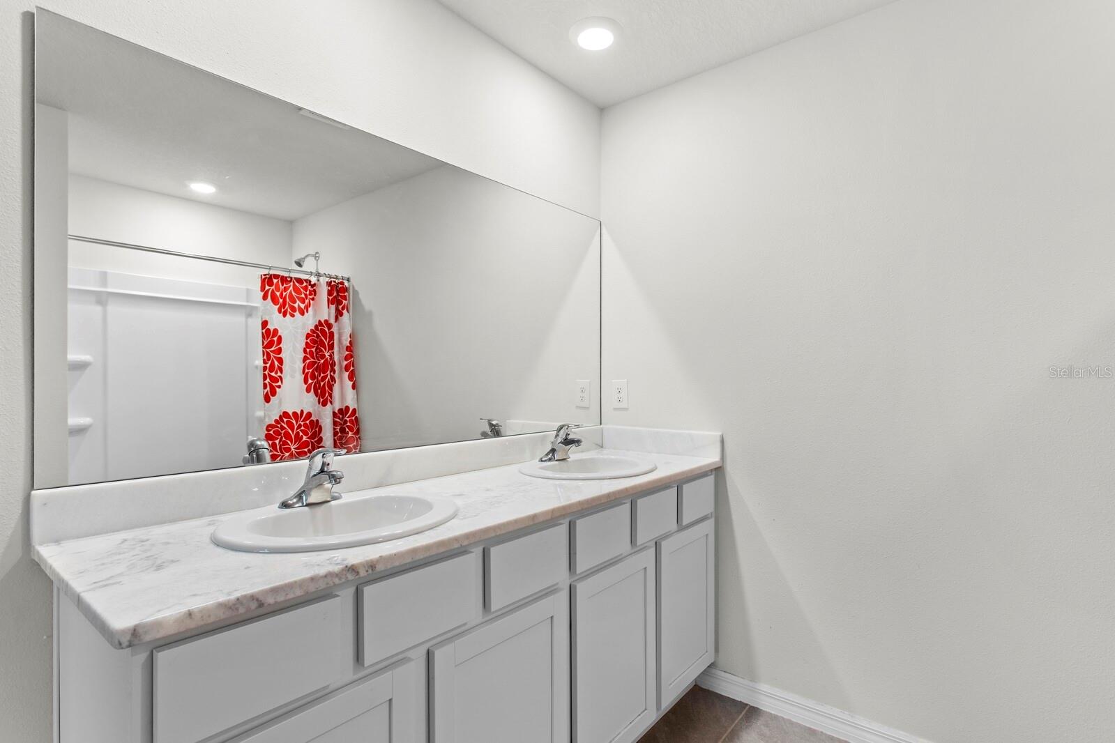 Image 22 of 36 For 3814 111th Street E