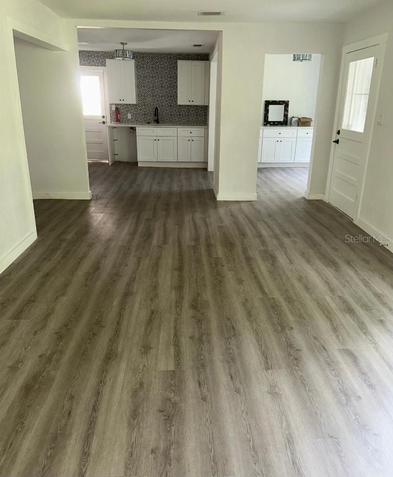 Image 8 of 14 For 1714 2nd Avenue E