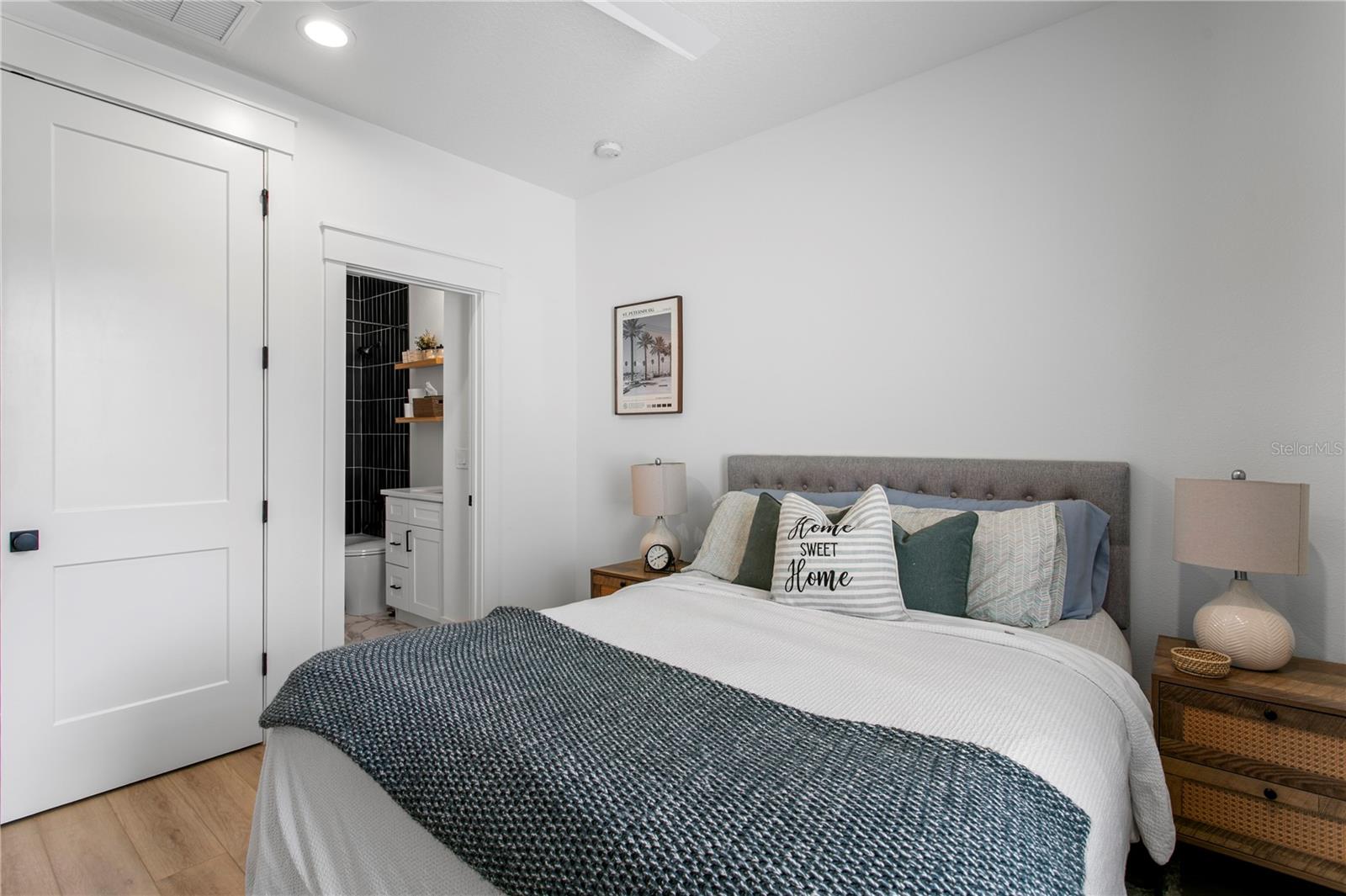 Image 41 of 58 For 1223 5th Street S