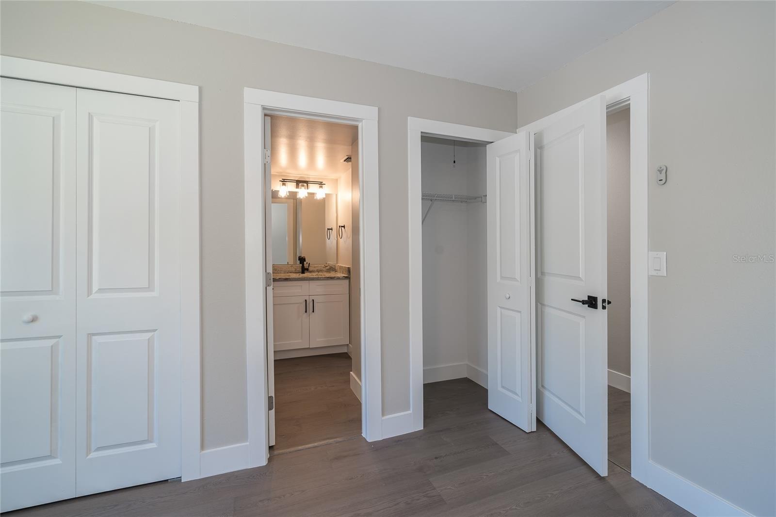 Image 32 of 44 For 372 Moorings Cove Drive 372