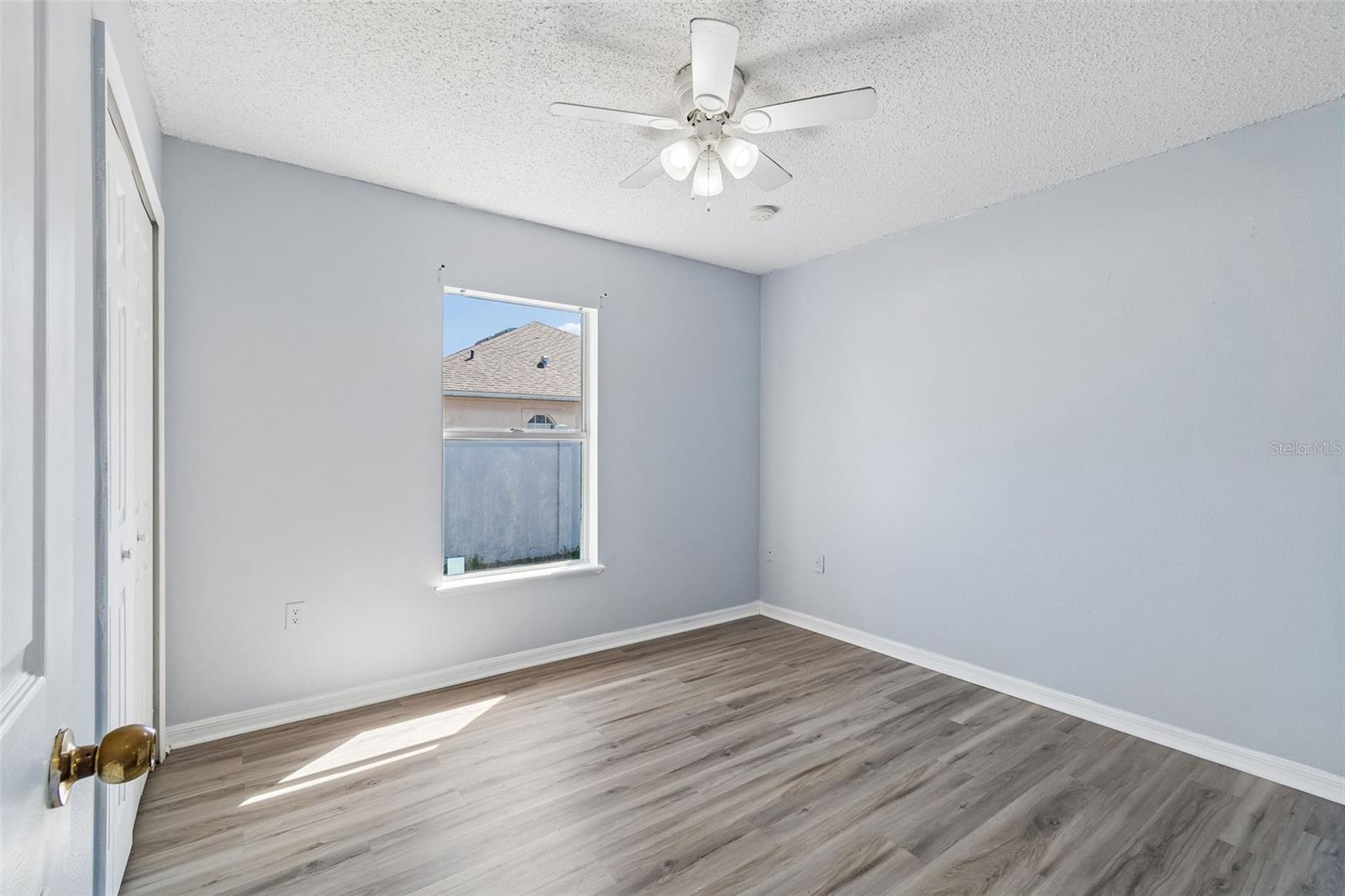 Image 19 of 32 For 11067 Monarch Street