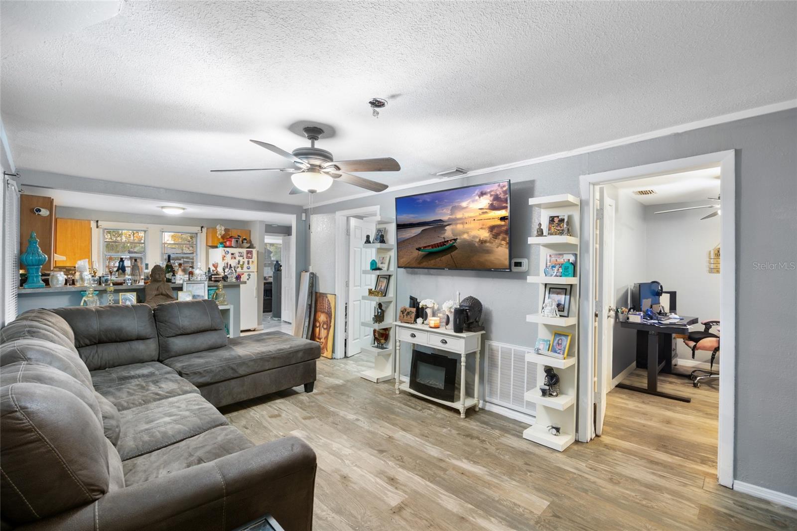 Image 10 of 17 For 1510 99th Avenue