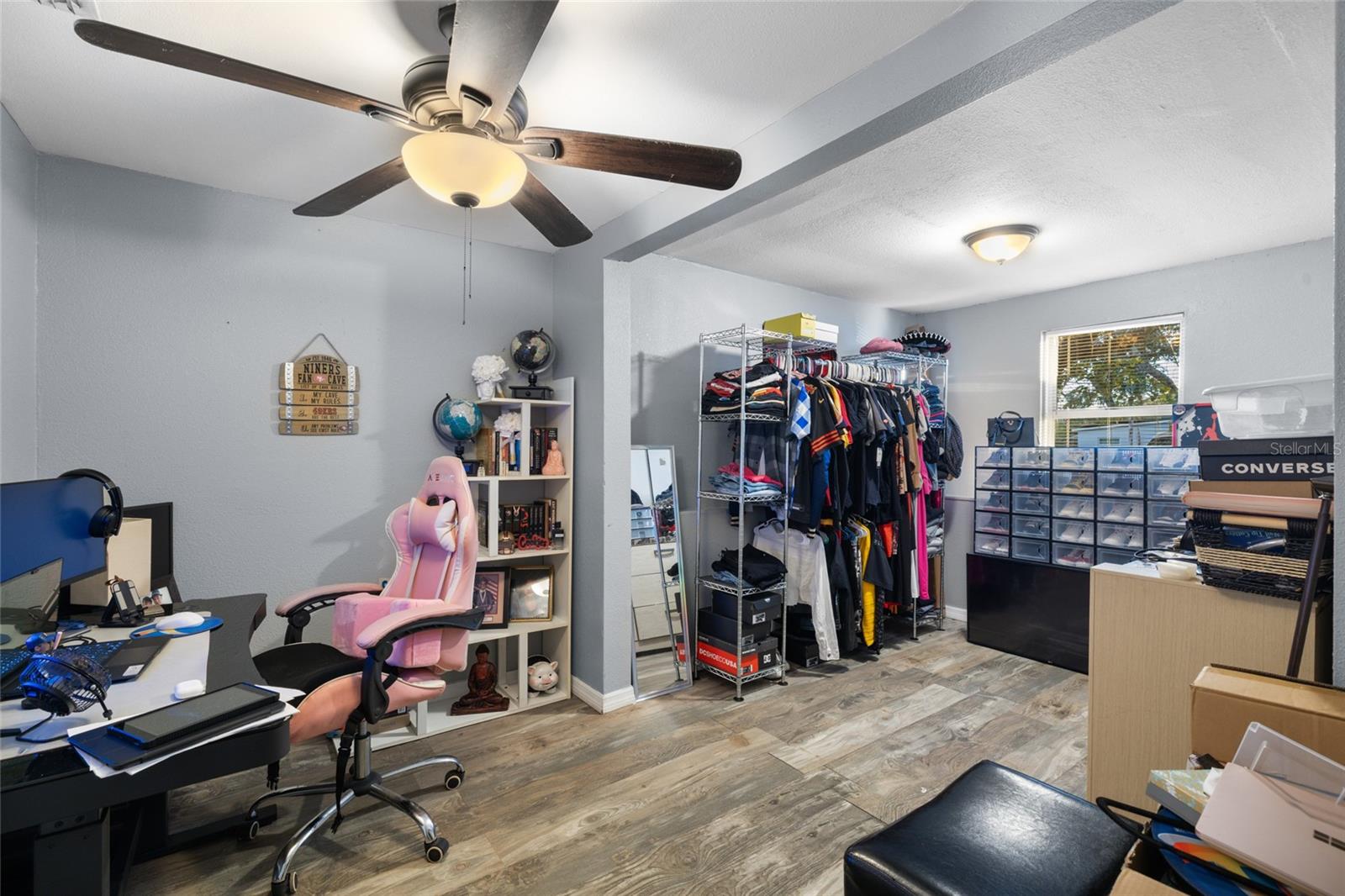 Image 6 of 17 For 1510 99th Avenue