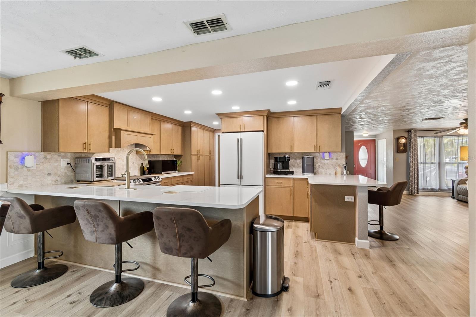 Image 17 of 56 For 9252 Glen Moor Lane