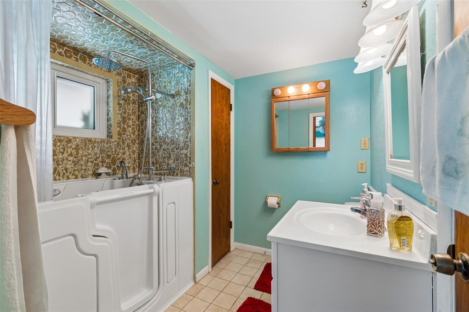 Image 31 of 56 For 9252 Glen Moor Lane