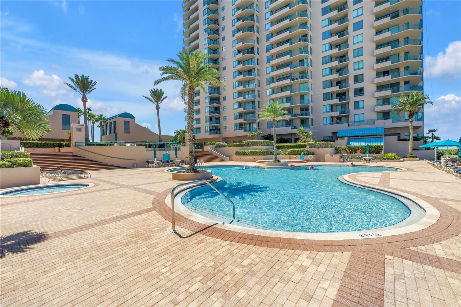 Image 52 of 58 For 1520r Gulf Boulevard 906