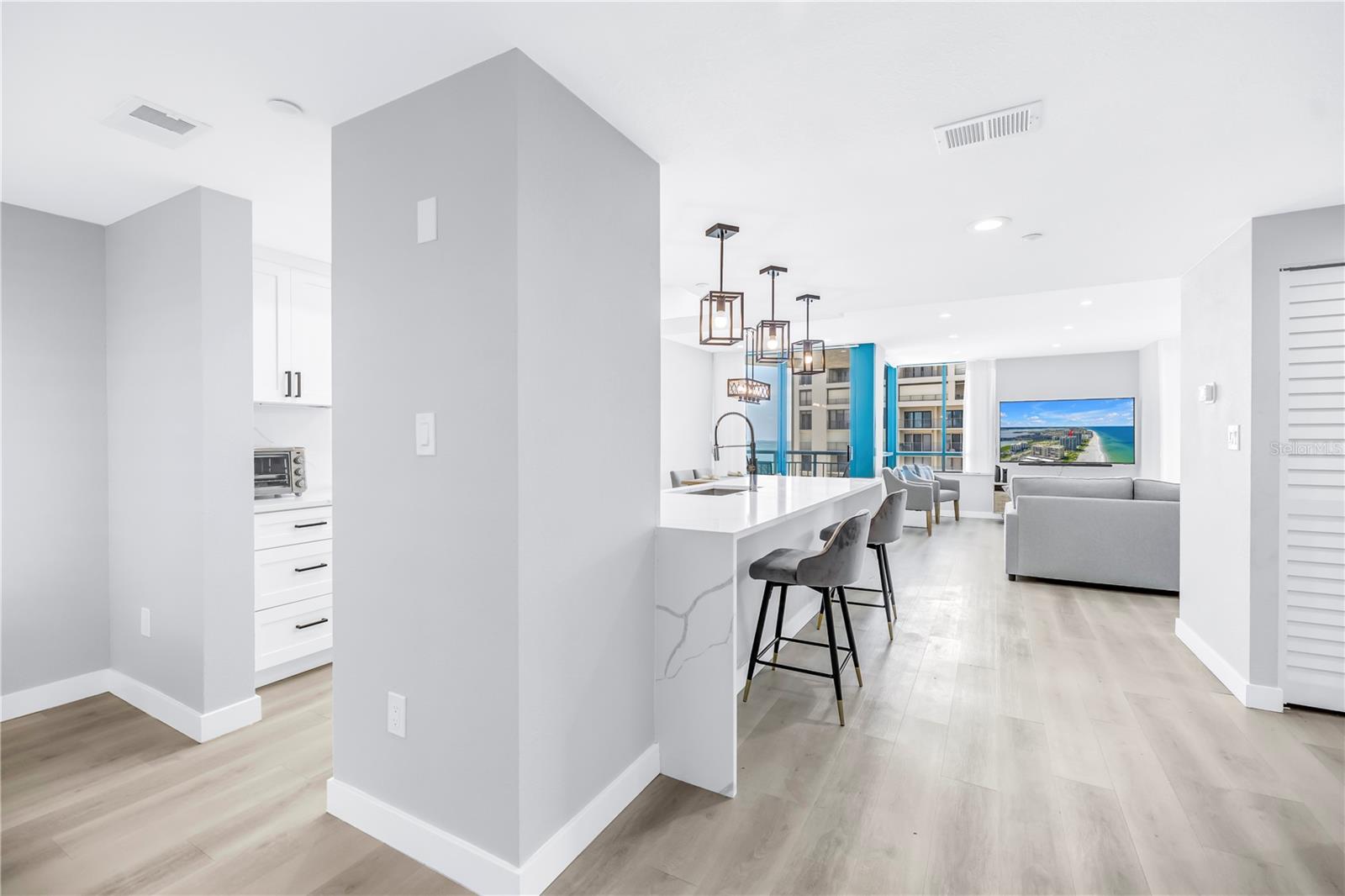 Image 6 of 58 For 1520r Gulf Boulevard 906