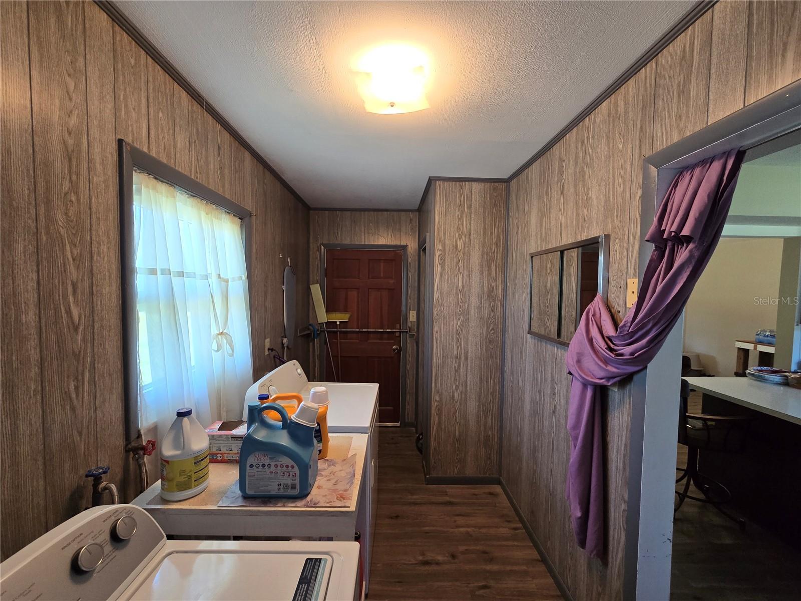 Image 13 of 23 For 12882 Wheeler