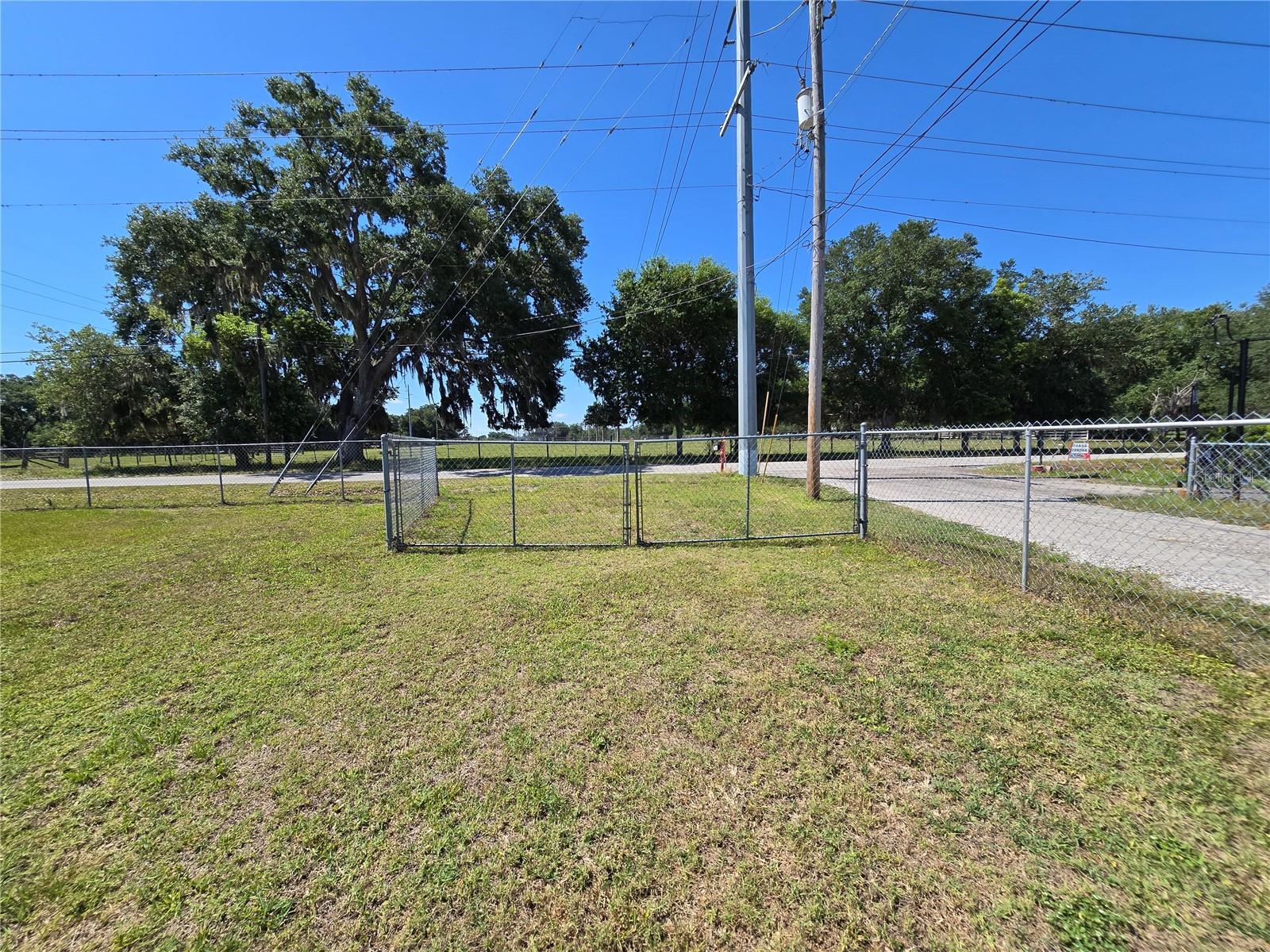 Image 16 of 23 For 12882 Wheeler