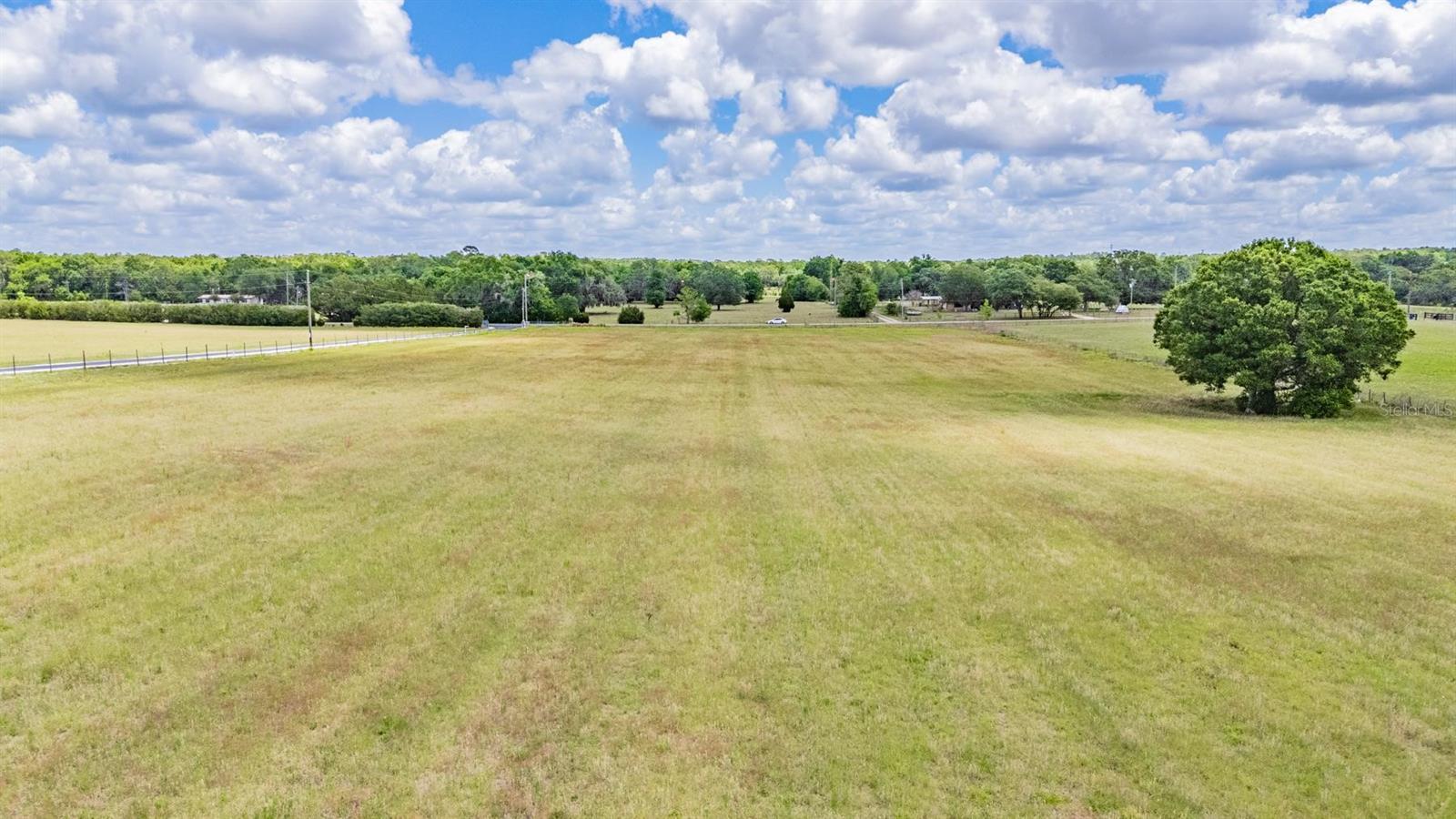 Image 17 of 21 For  White Road 