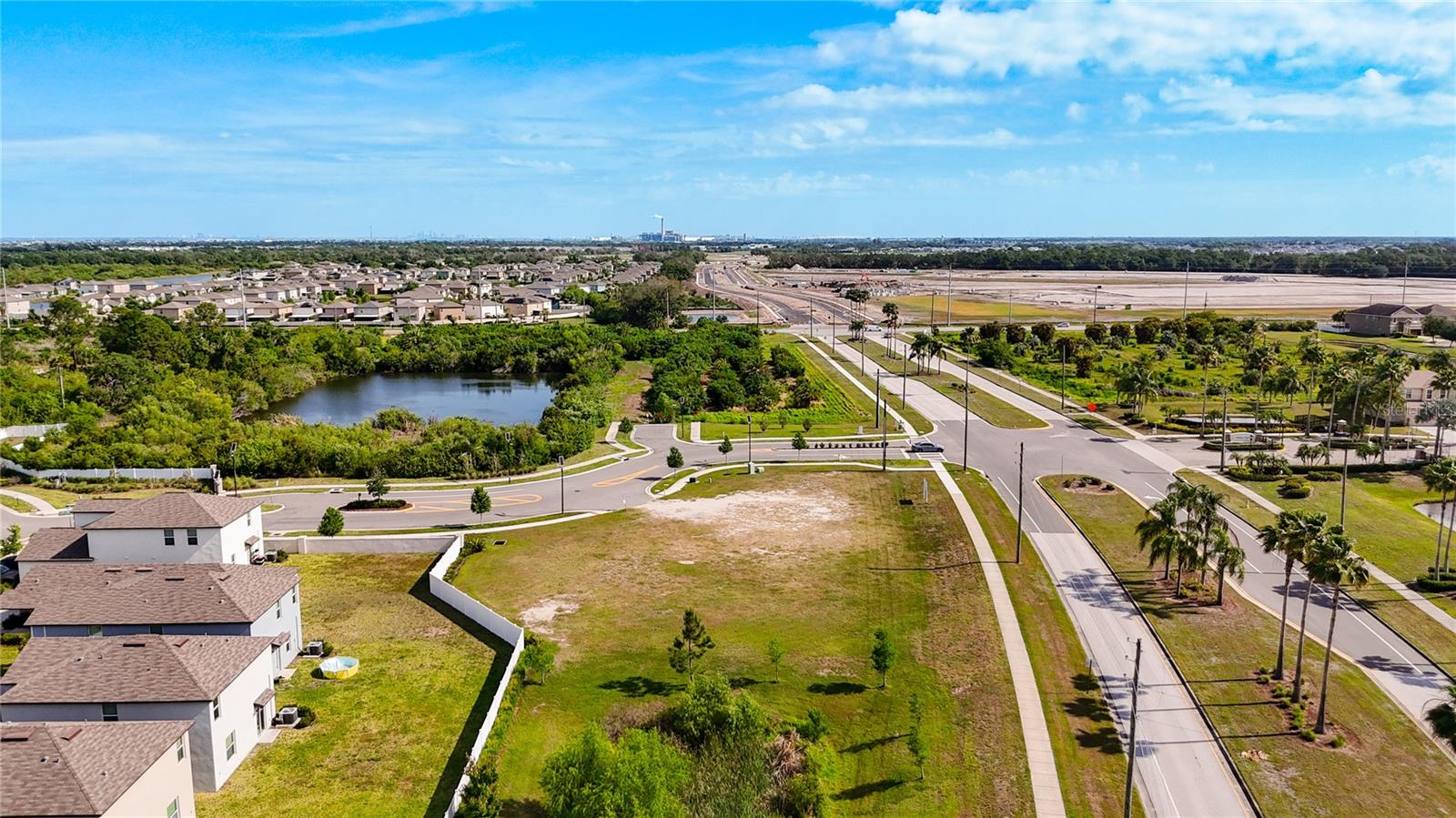 Listing photo id 6 for 2282 Jungle Drive