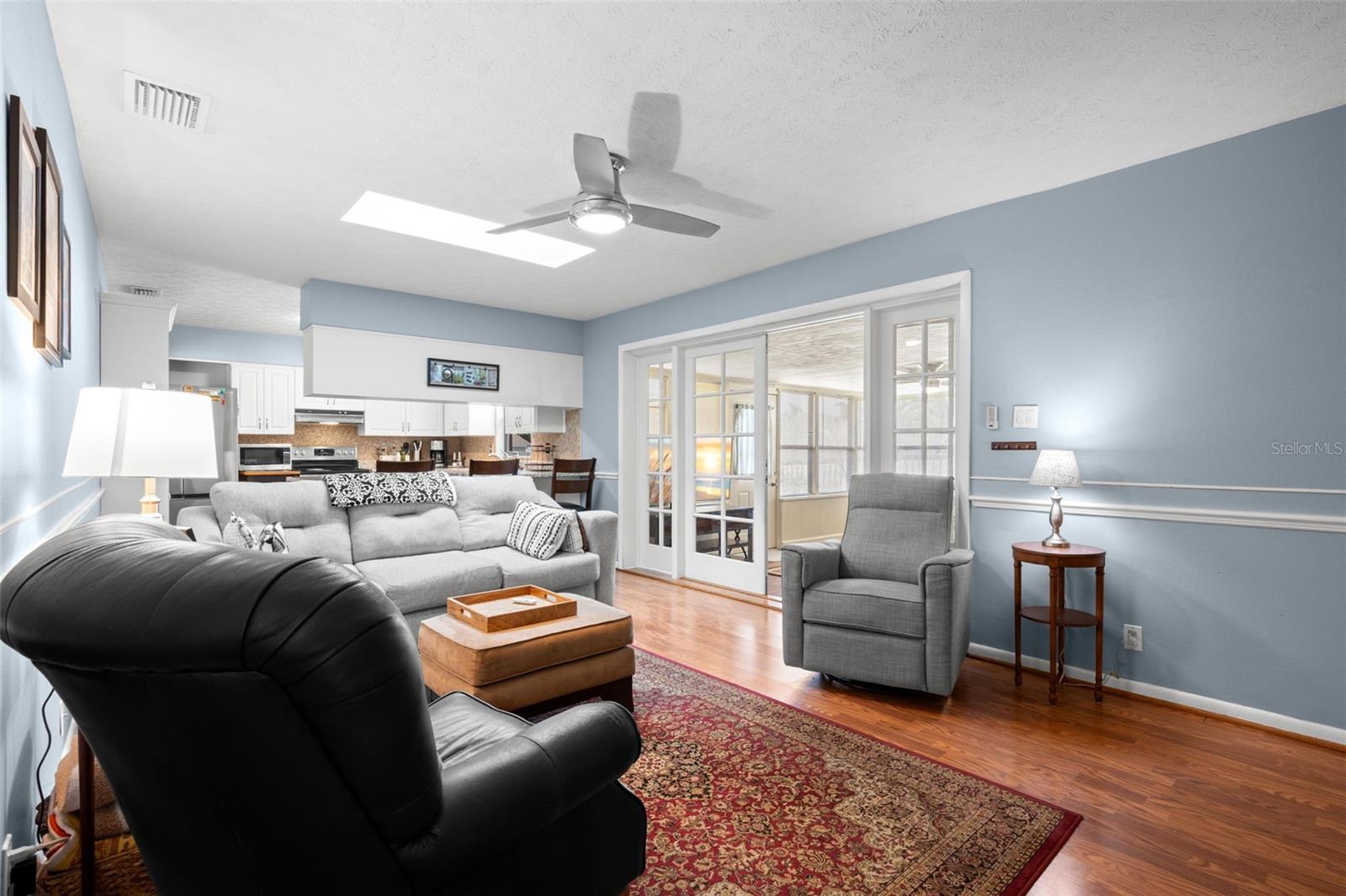 Image 12 of 56 For 2218 Tanglewood Way