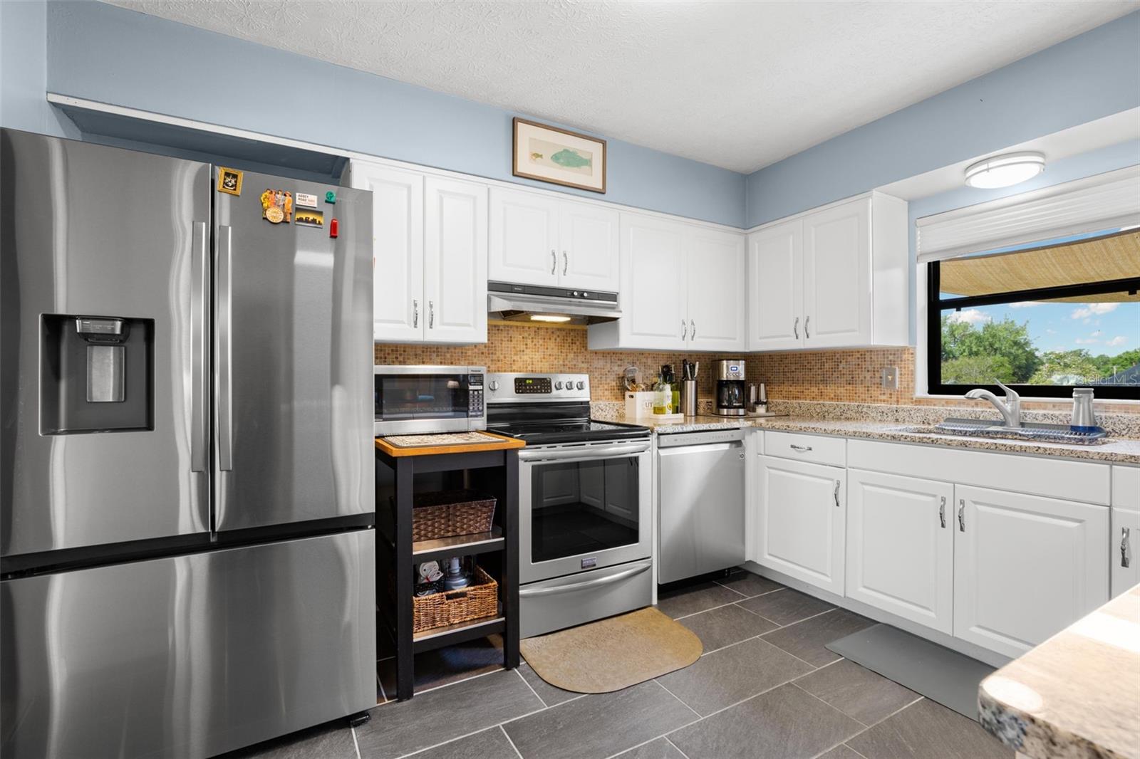 Image 15 of 56 For 2218 Tanglewood Way
