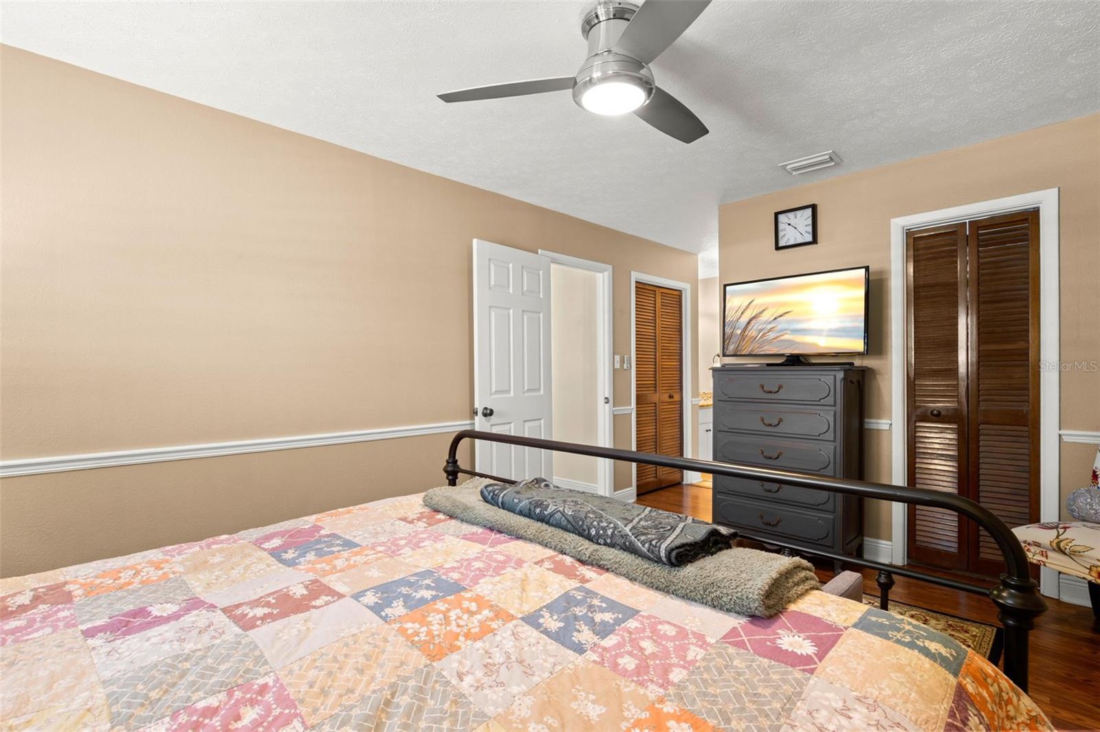 Image 24 of 56 For 2218 Tanglewood Way