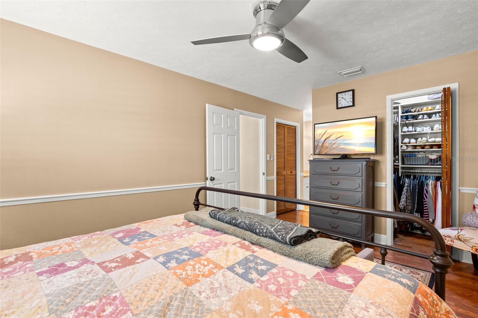 Image 25 of 56 For 2218 Tanglewood Way
