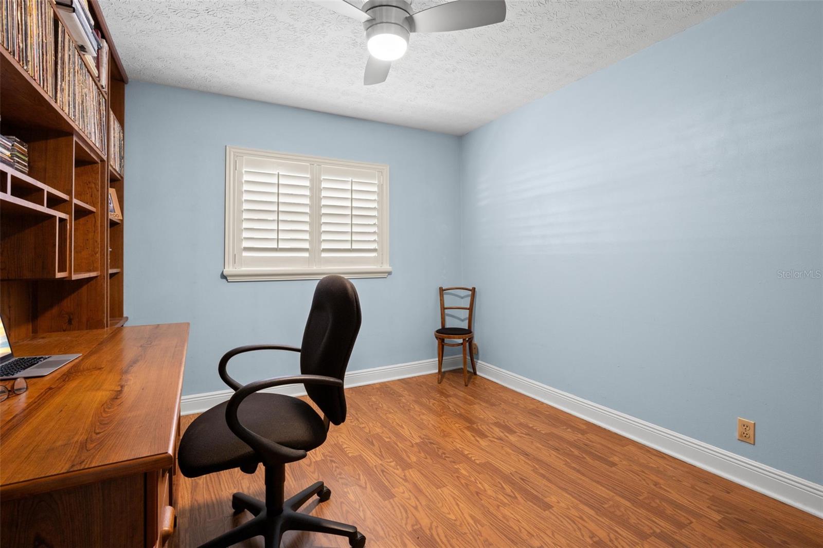 Image 32 of 56 For 2218 Tanglewood Way