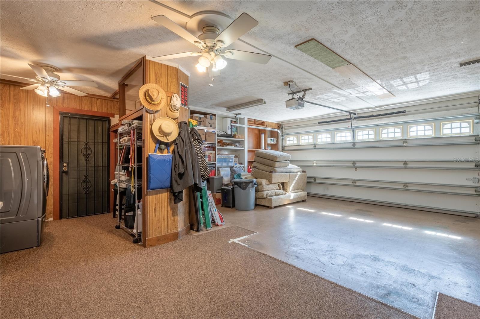 Image 41 of 56 For 2218 Tanglewood Way