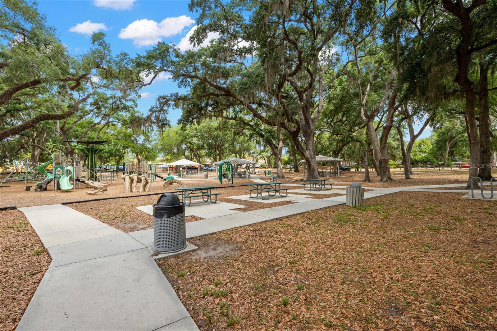 Image 51 of 56 For 2218 Tanglewood Way