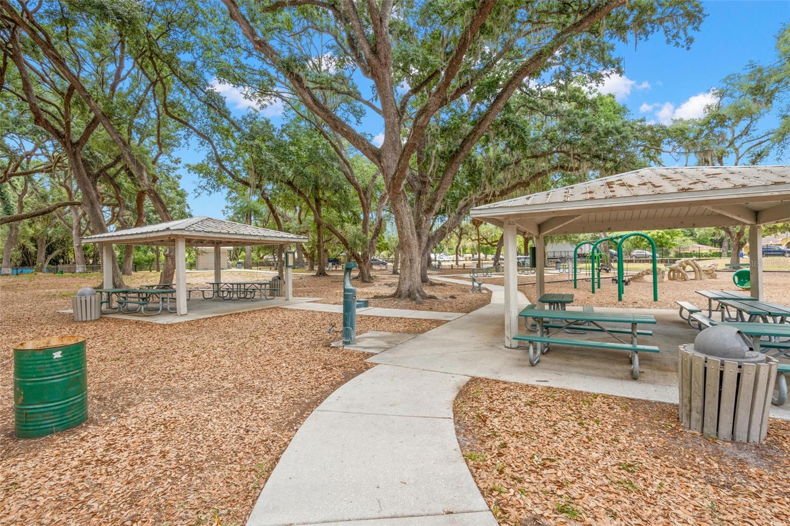 Image 53 of 56 For 2218 Tanglewood Way