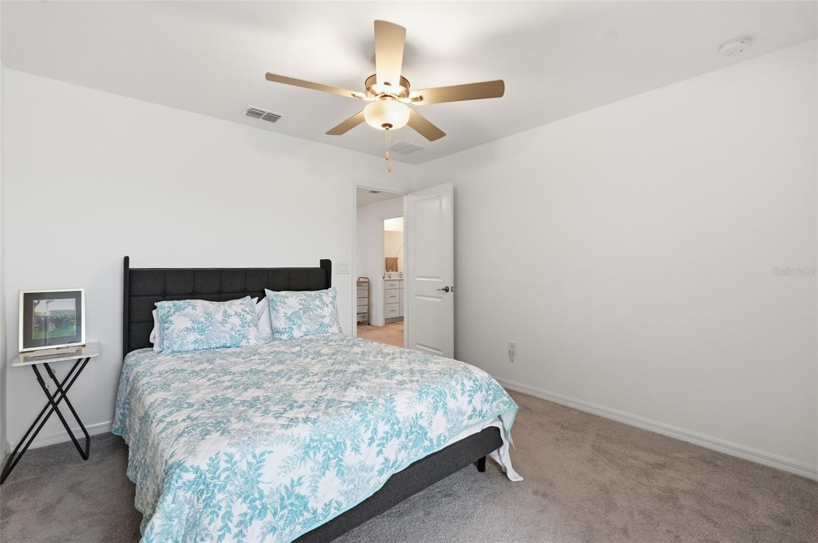 Image 10 of 59 For 6010 Shiner Street