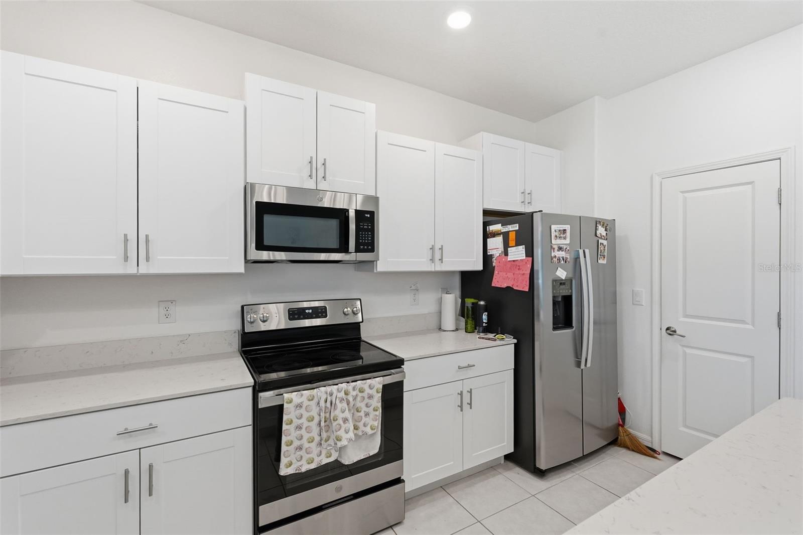 Image 42 of 59 For 6010 Shiner Street