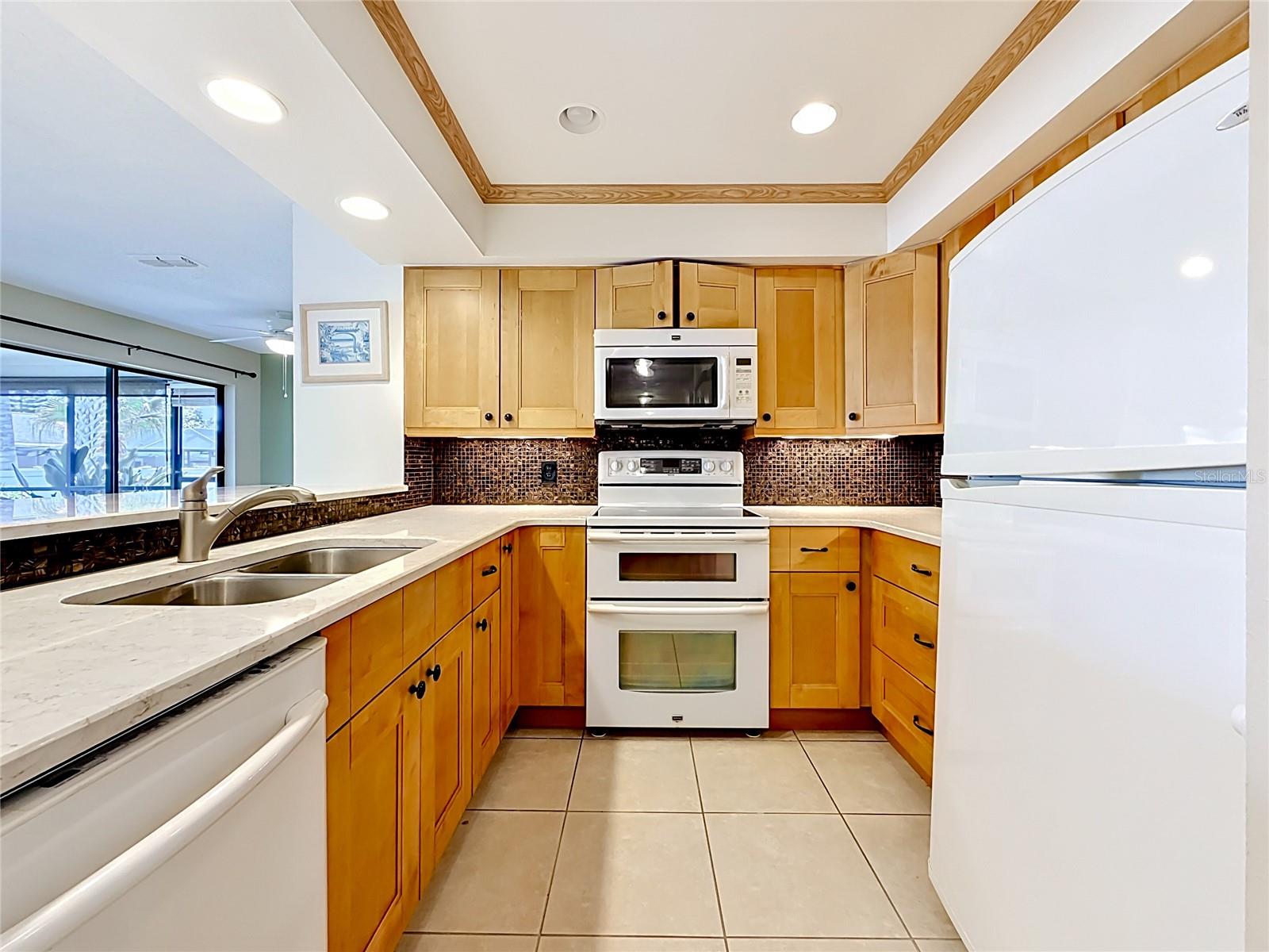Image 10 of 43 For 2733 Countryside Boulevard 105