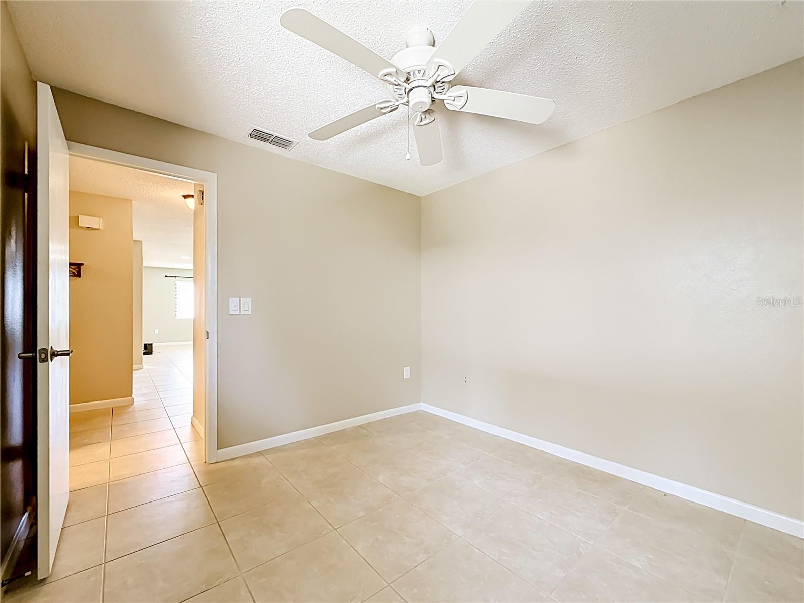 Image 23 of 43 For 2733 Countryside Boulevard 105