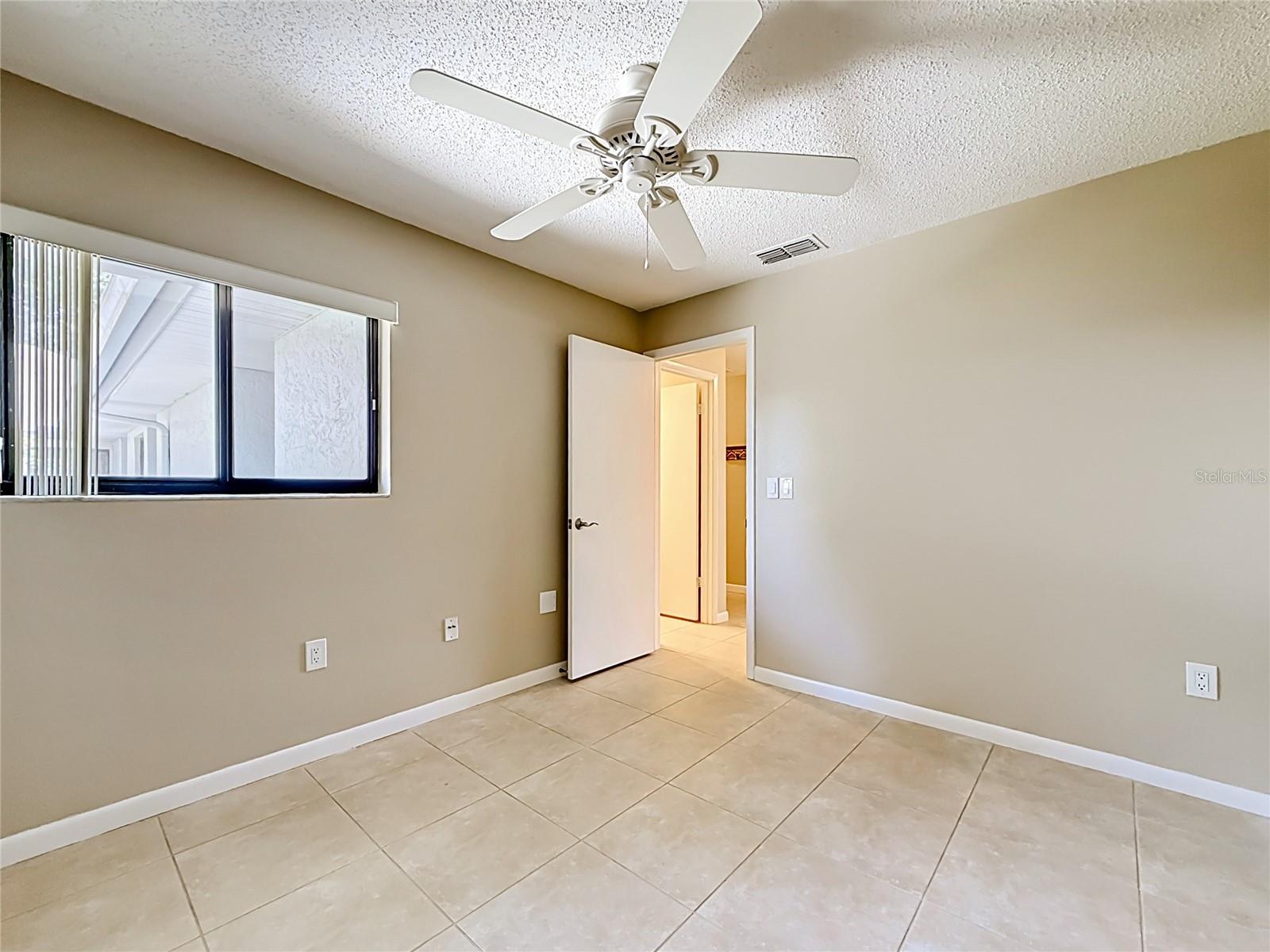 Image 24 of 43 For 2733 Countryside Boulevard 105
