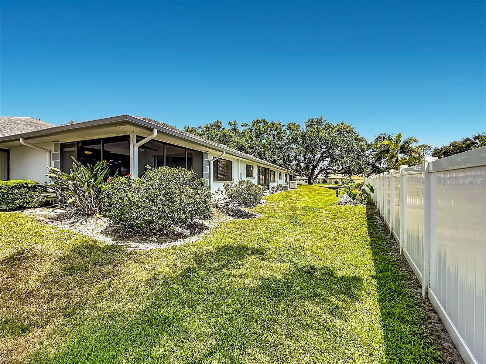 Image 36 of 43 For 2733 Countryside Boulevard 105