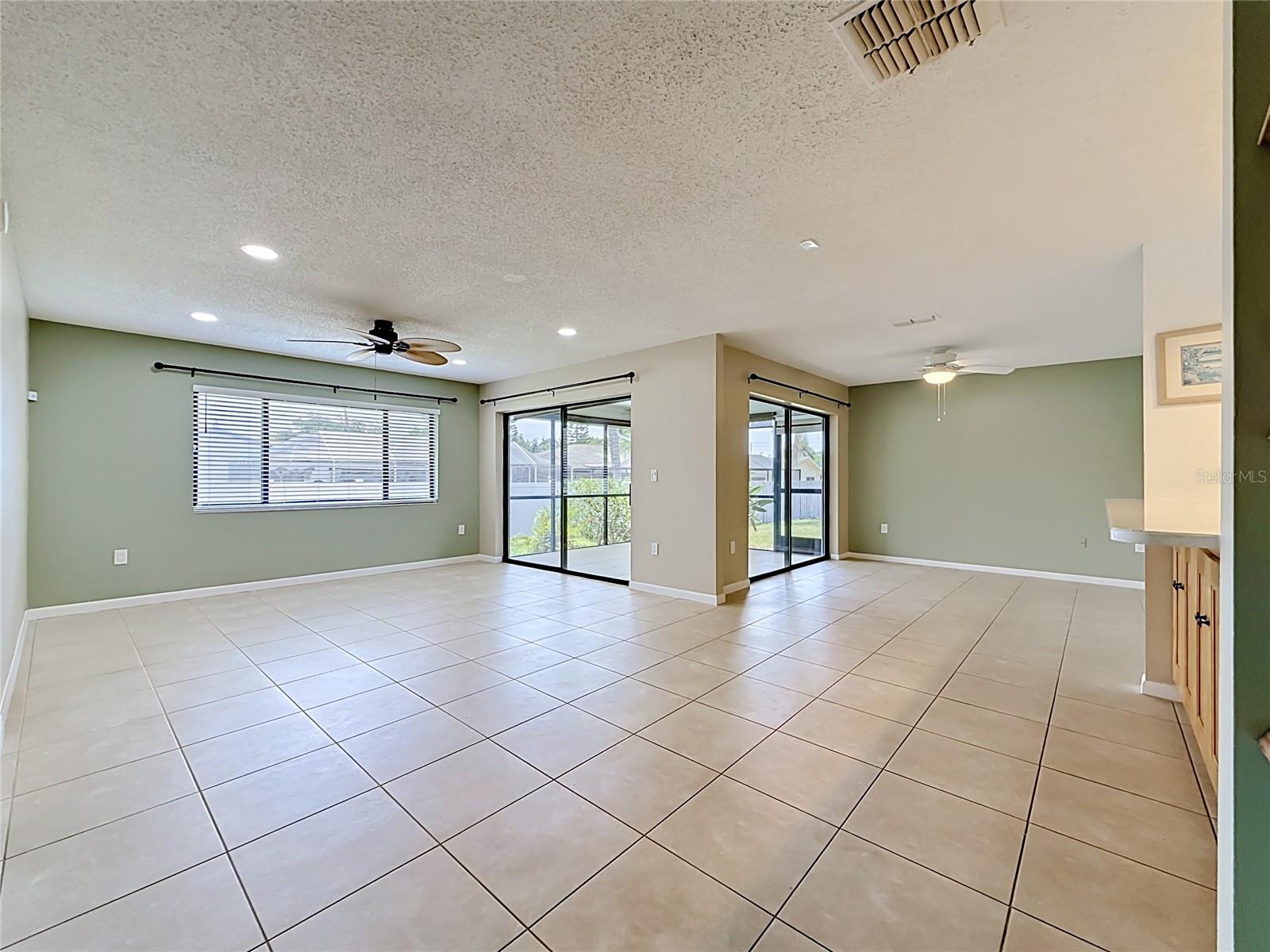 Image 6 of 43 For 2733 Countryside Boulevard 105