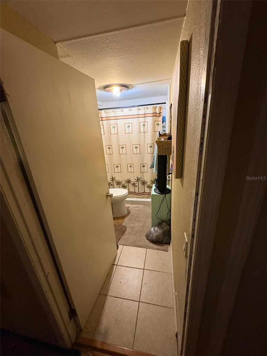 Image 11 of 17 For 501 Avenue A Wahneta W