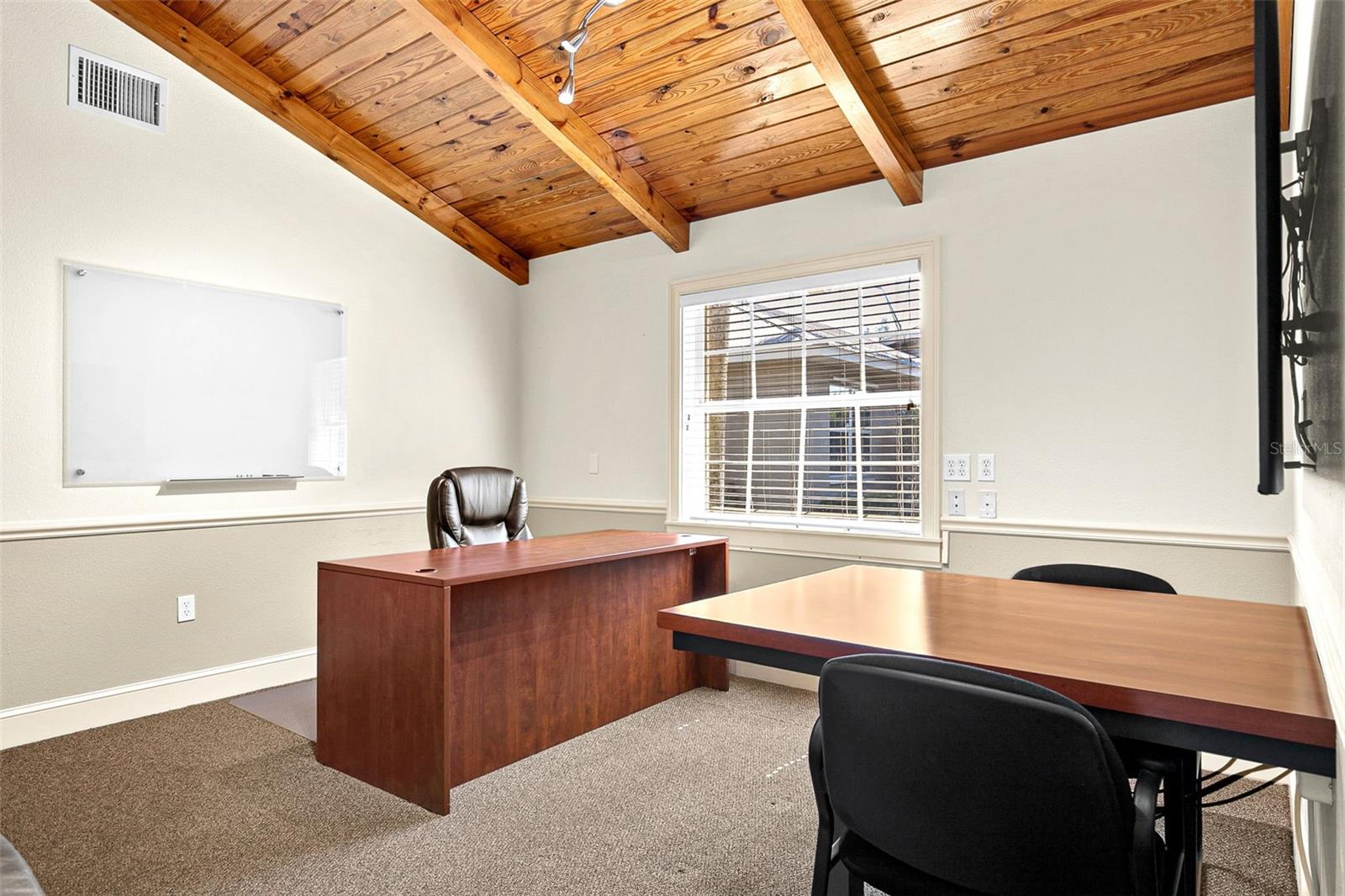 Image 34 of 69 For 525 8th Street W